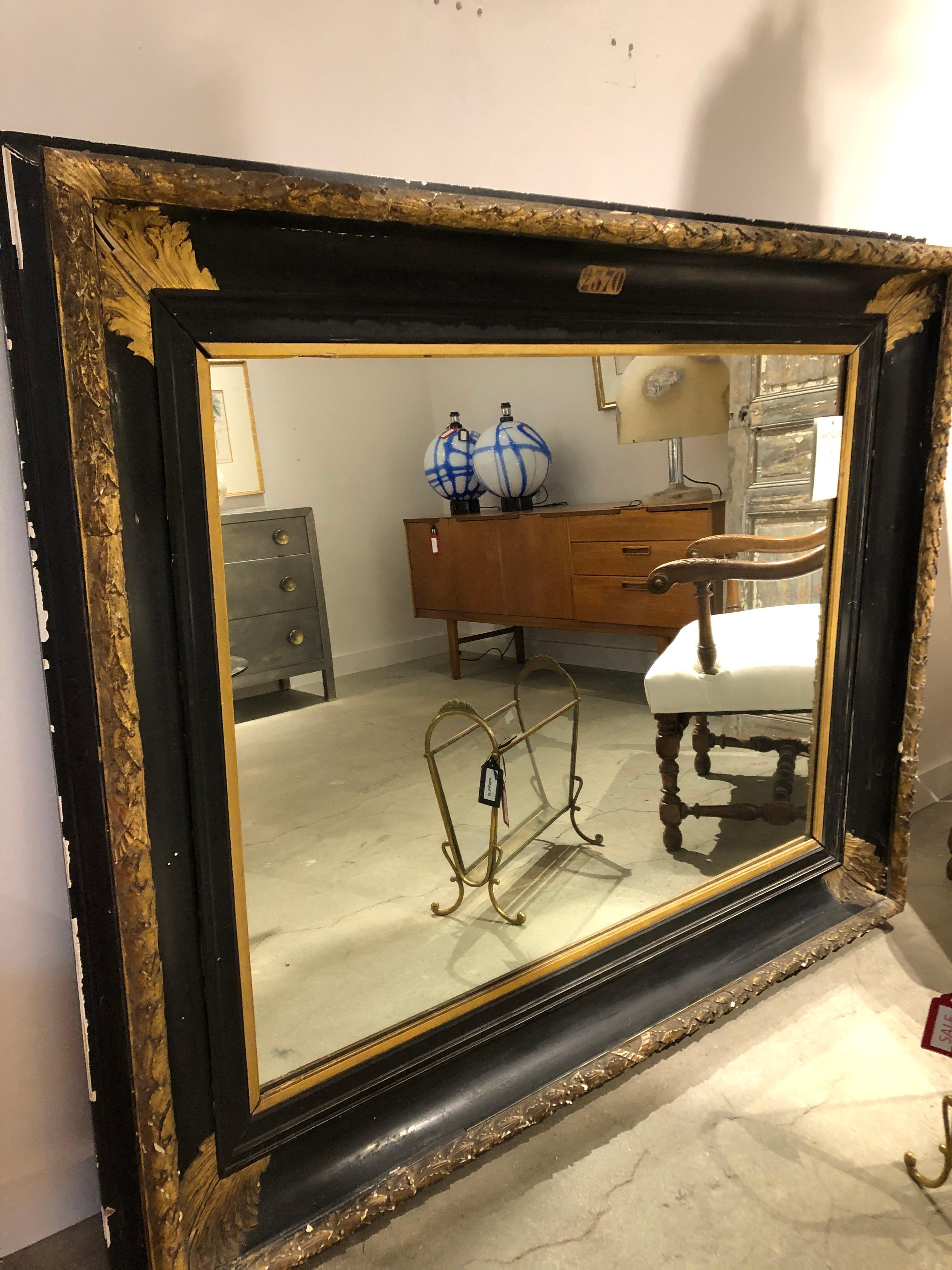 19th Century Large Gilded and Ebonized Mirror For Sale 4