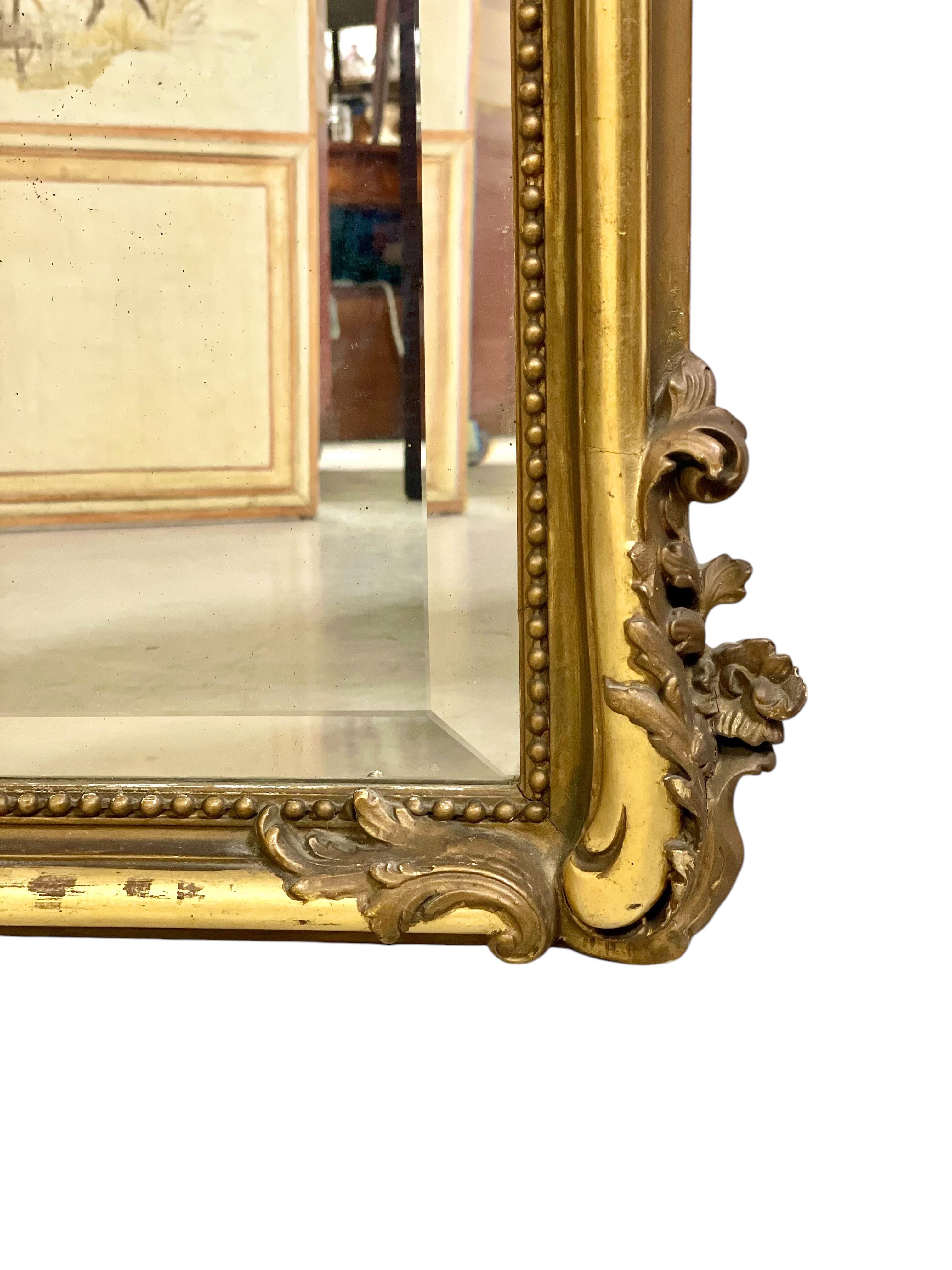 Großer Rokoko-Spiegel aus Giltwood, 19. Jahrhundert, abgeschrägt im Angebot 8