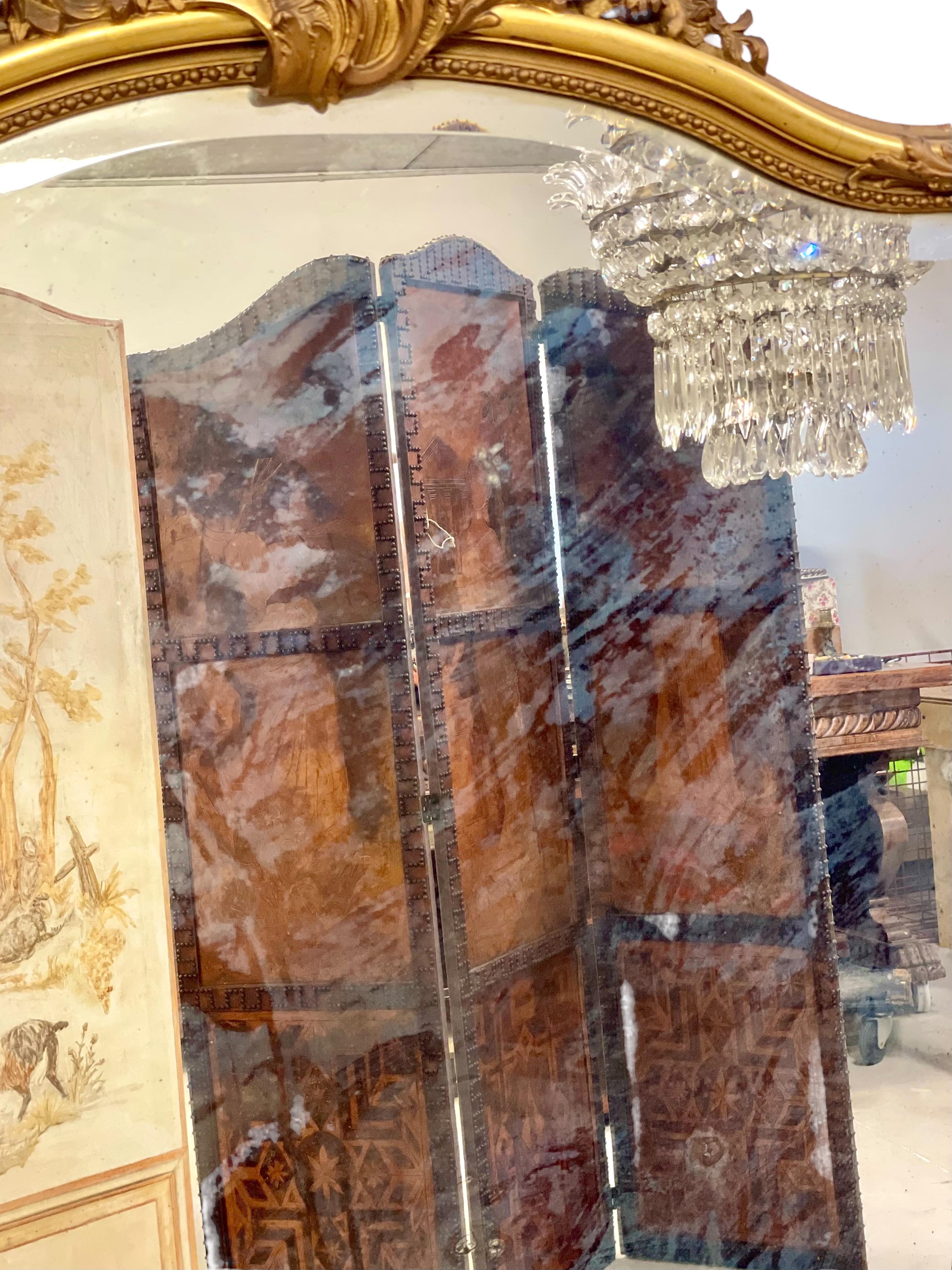 Großer Rokoko-Spiegel aus Giltwood, 19. Jahrhundert, abgeschrägt im Angebot 11