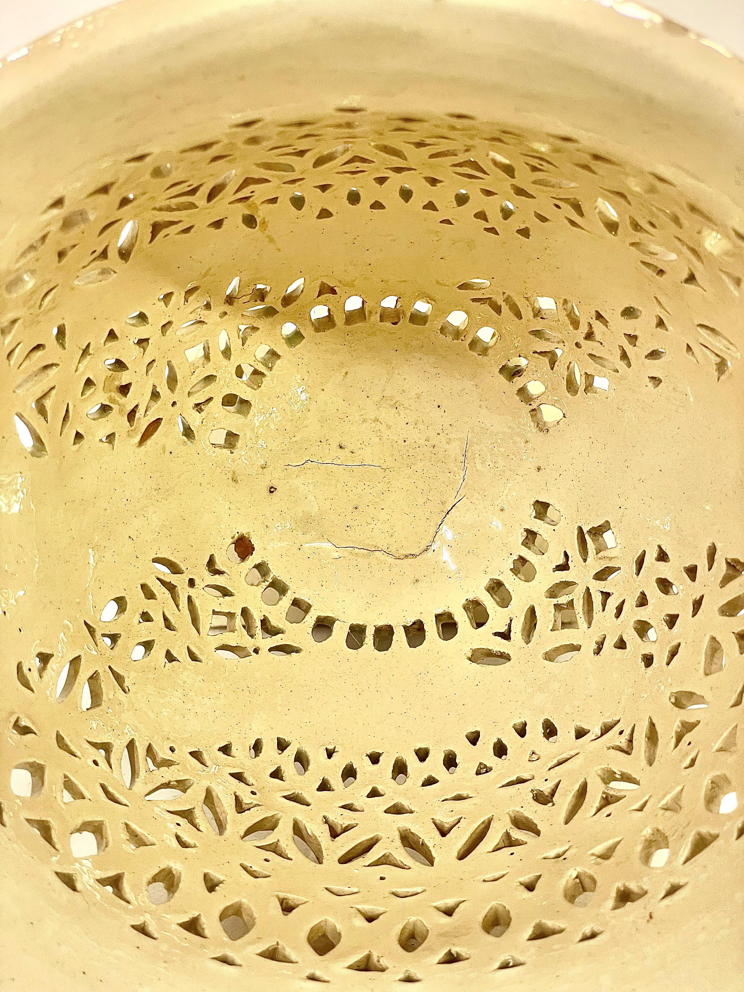 Grande bruciaprofumi in ceramica italiana del XIX secolo in vendita 3