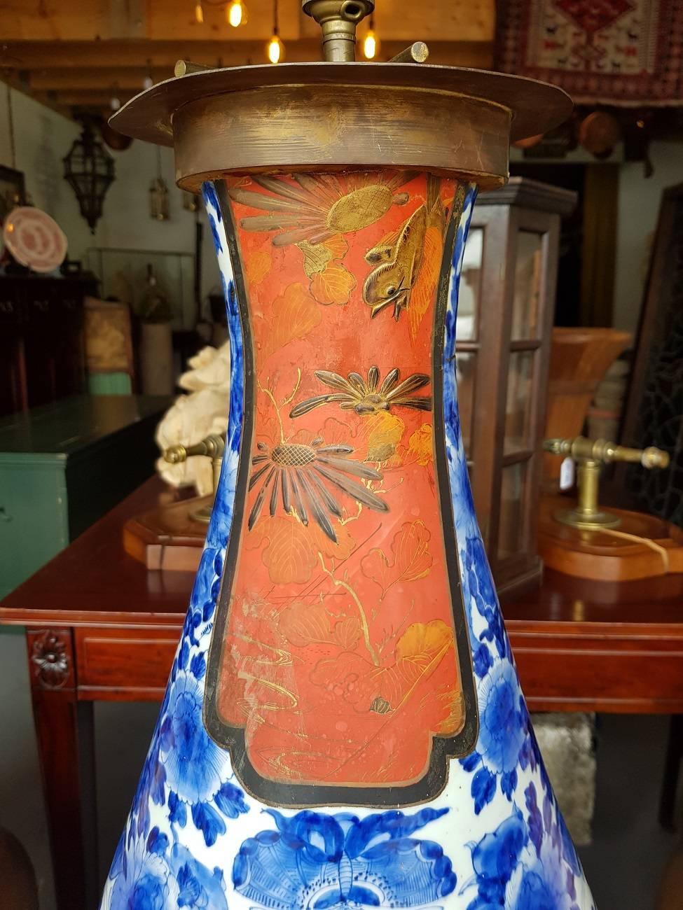 19th Century Large Japanese Porcelain Lamp Vase In Good Condition In Raalte, NL