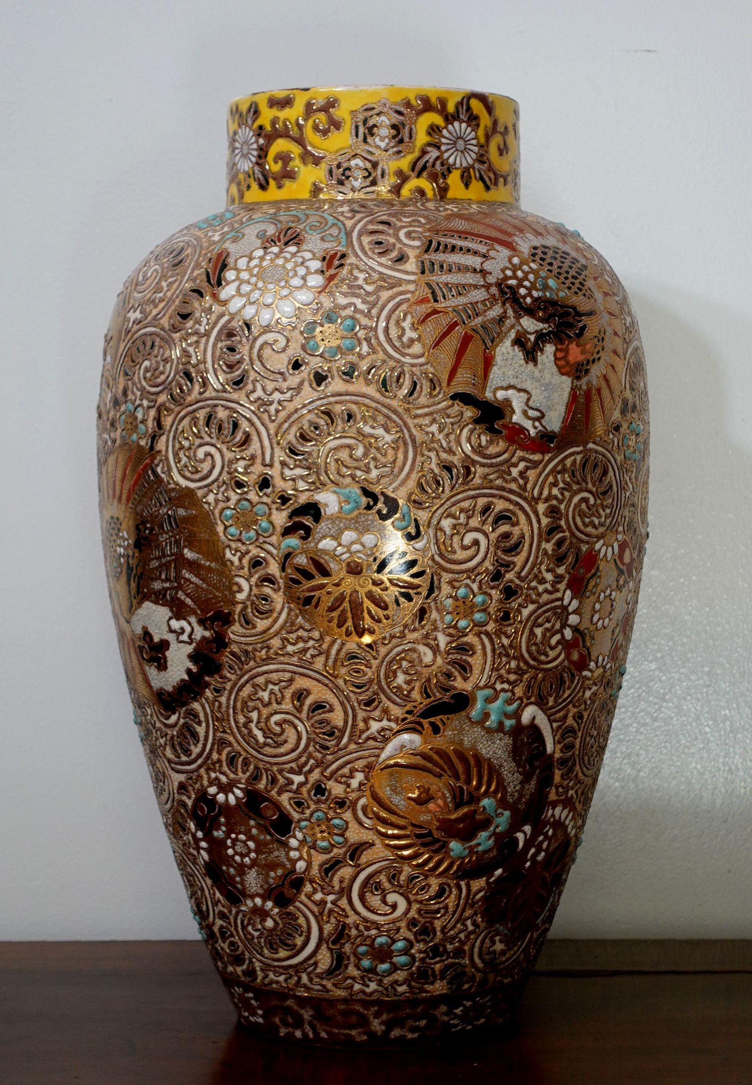 satsuma vase value