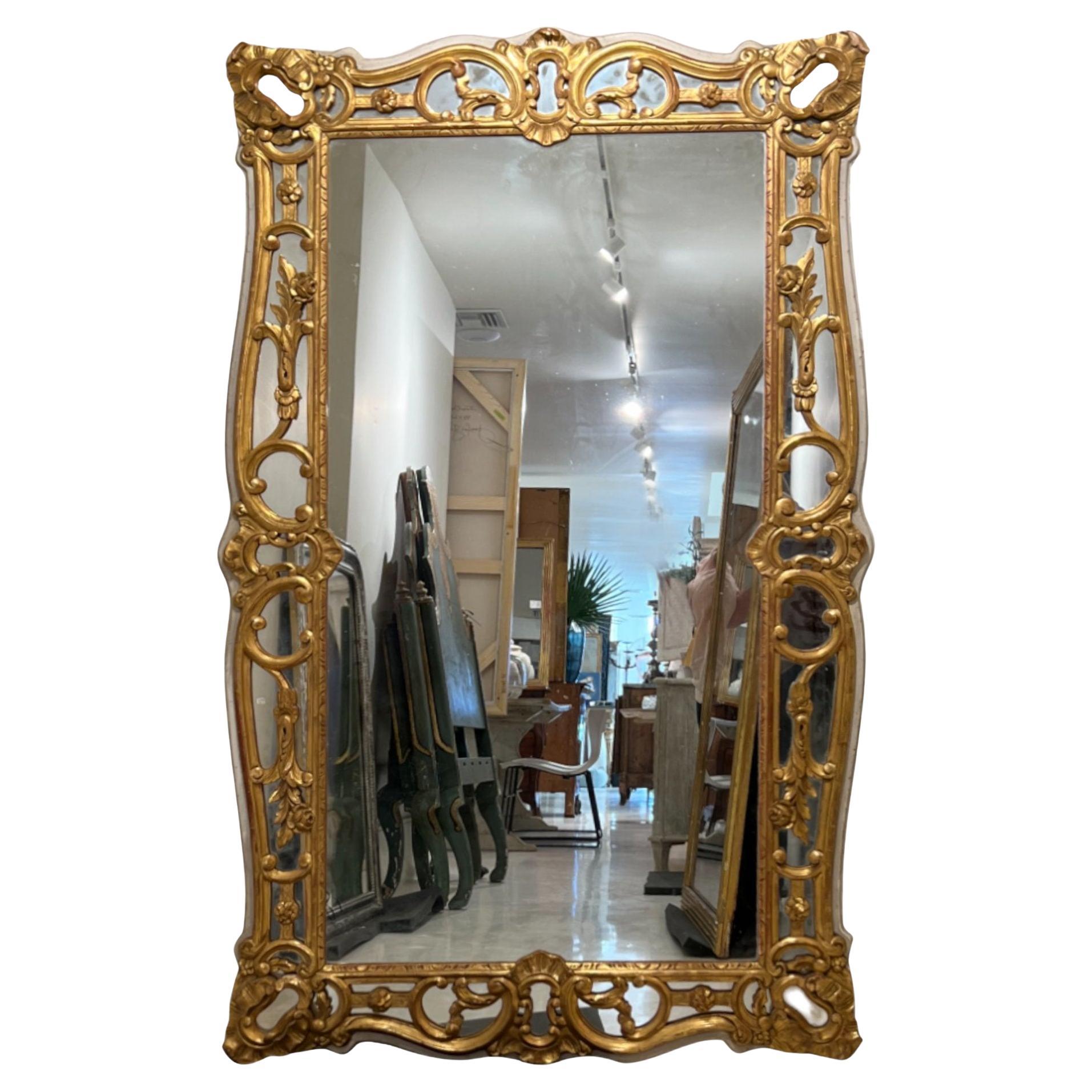XIXe siècle Grand miroir de sol antique doré de style Louis XV