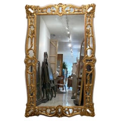 XIXe siècle Grand miroir de sol antique doré de style Louis XV