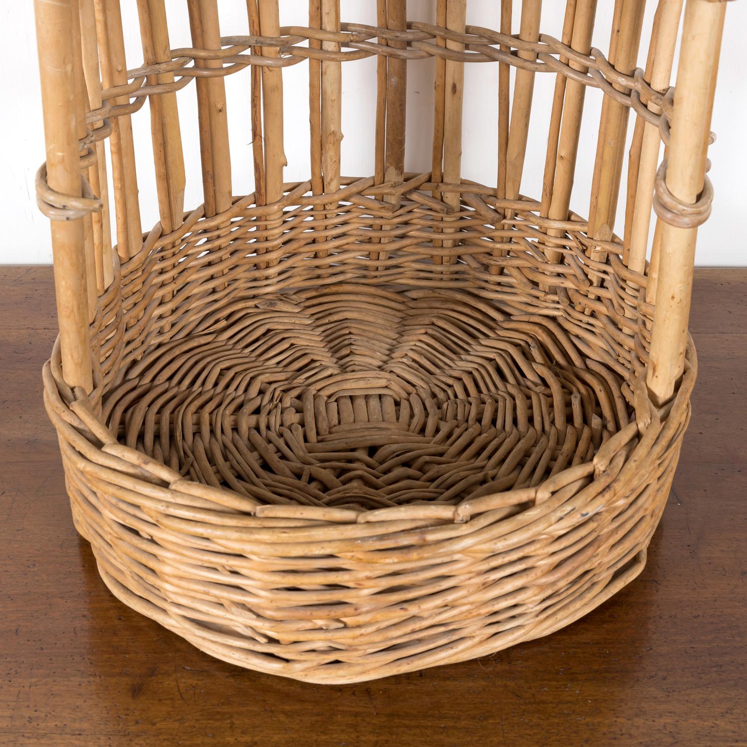 19th Century, Large Open Sided French Boulangerie Baguette Basket For Sale 1