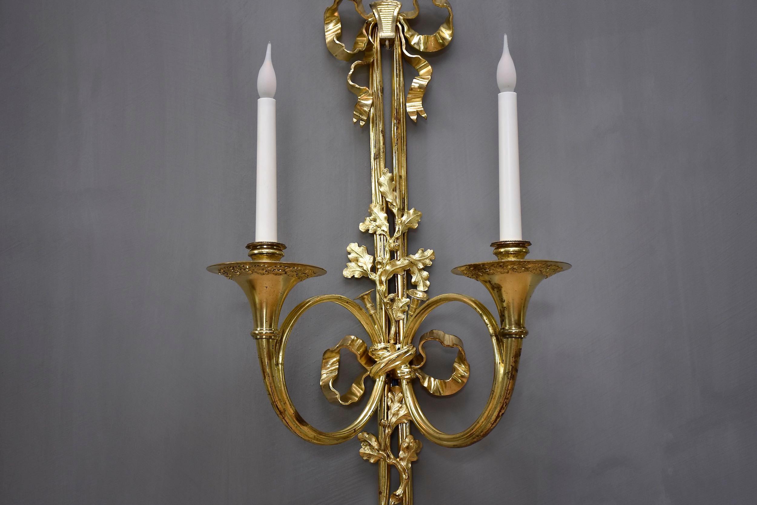 19th century large pair of gilt bronze wall lights in the style of Louis XVI For Sale 2