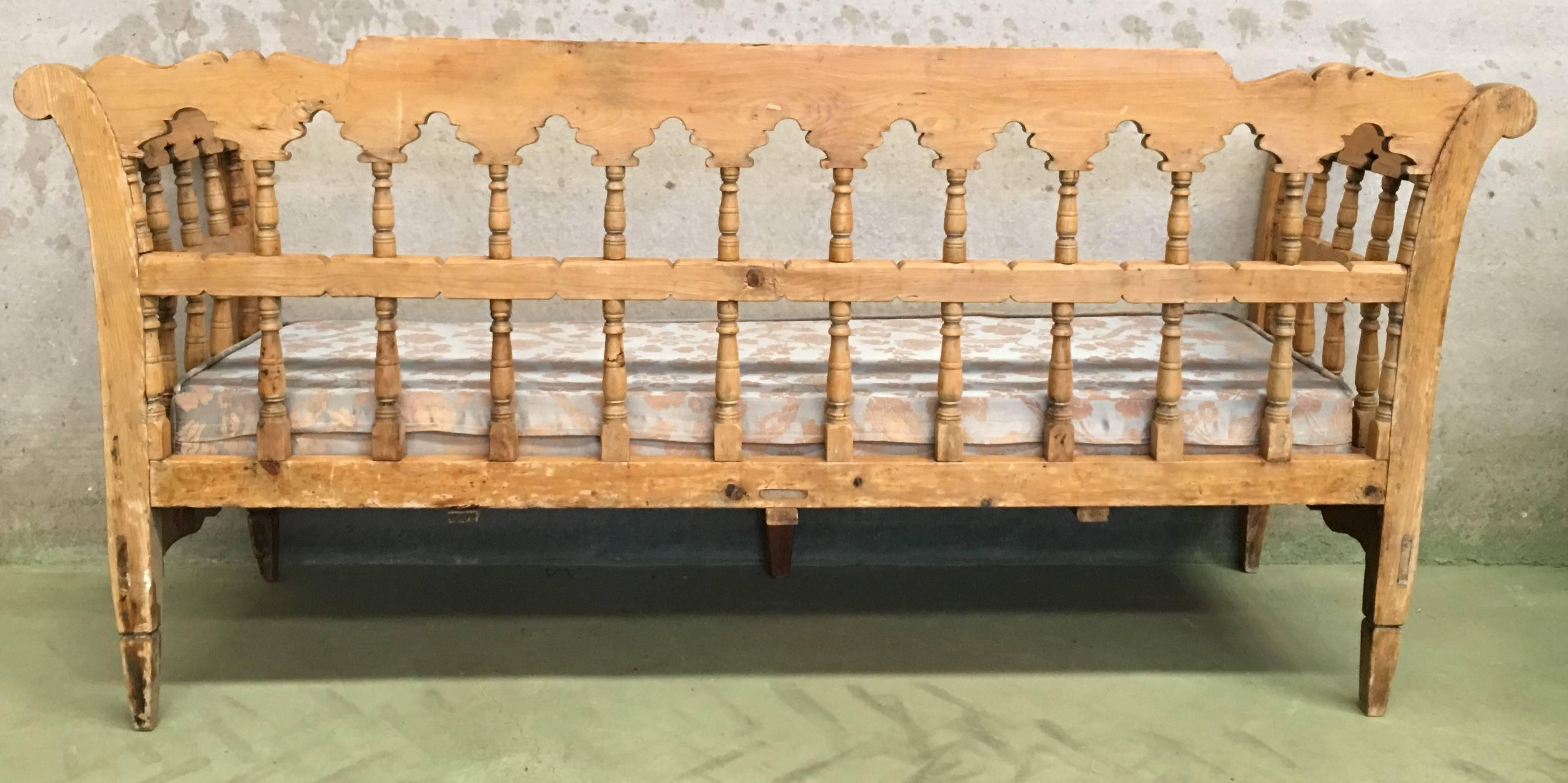 19th Century Large Pine Country Bench or Daybed 5