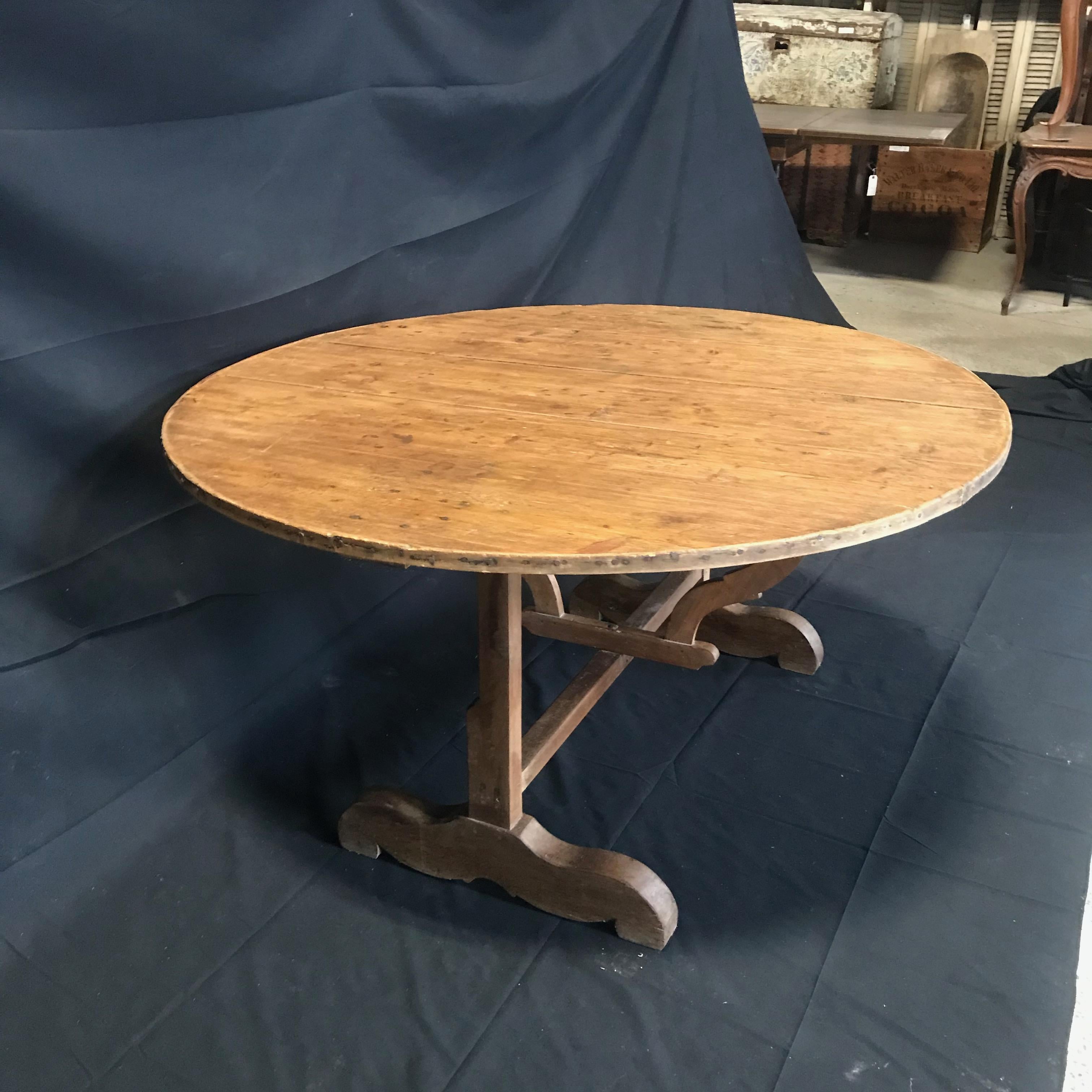 19th Century Large Round Antique French Wine Tasting and Dining Table 3
