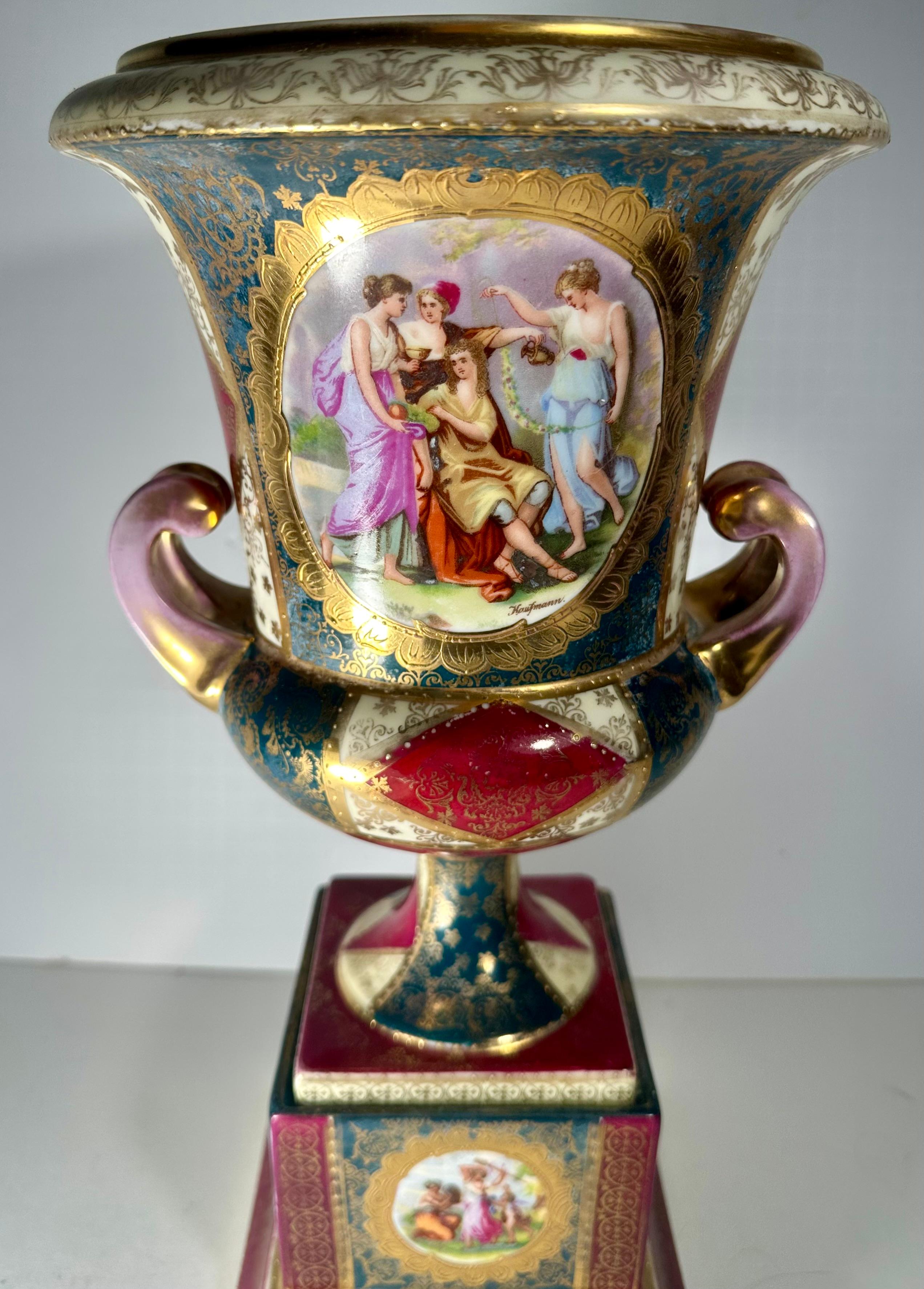 19th Century Large Royal Vienna Porcelain Urn. For Sale 3