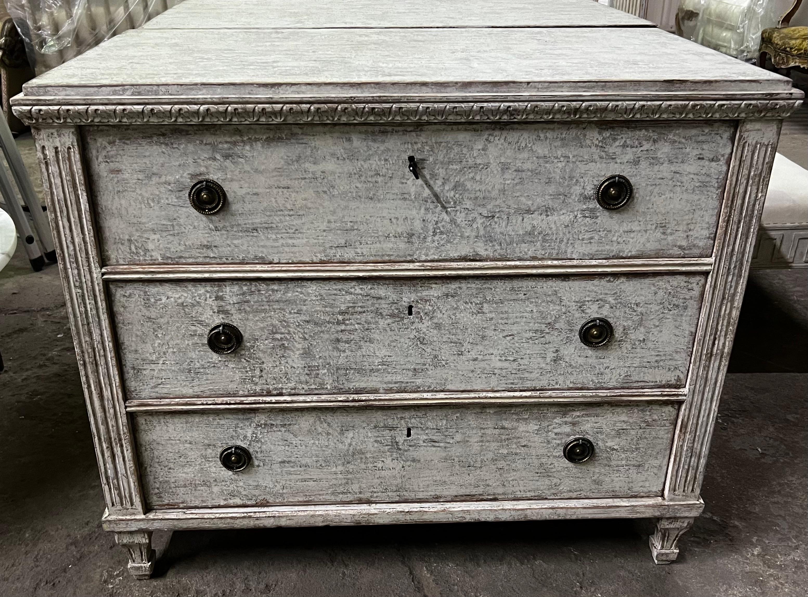 19th Century Large Swedish Gustavian Pair of Commodes 10