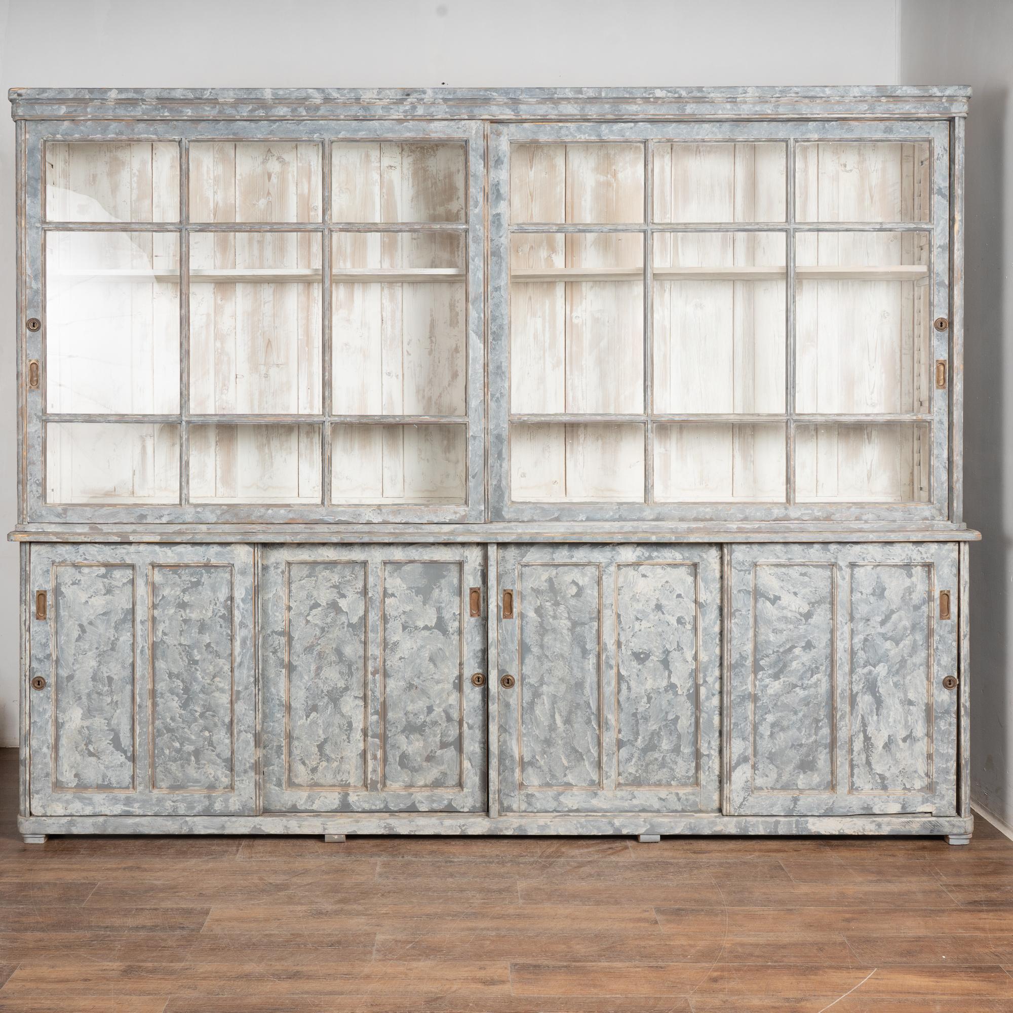 19th Century Large Swedish Pine Display Cabinet Bookcase In Good Condition For Sale In Round Top, TX