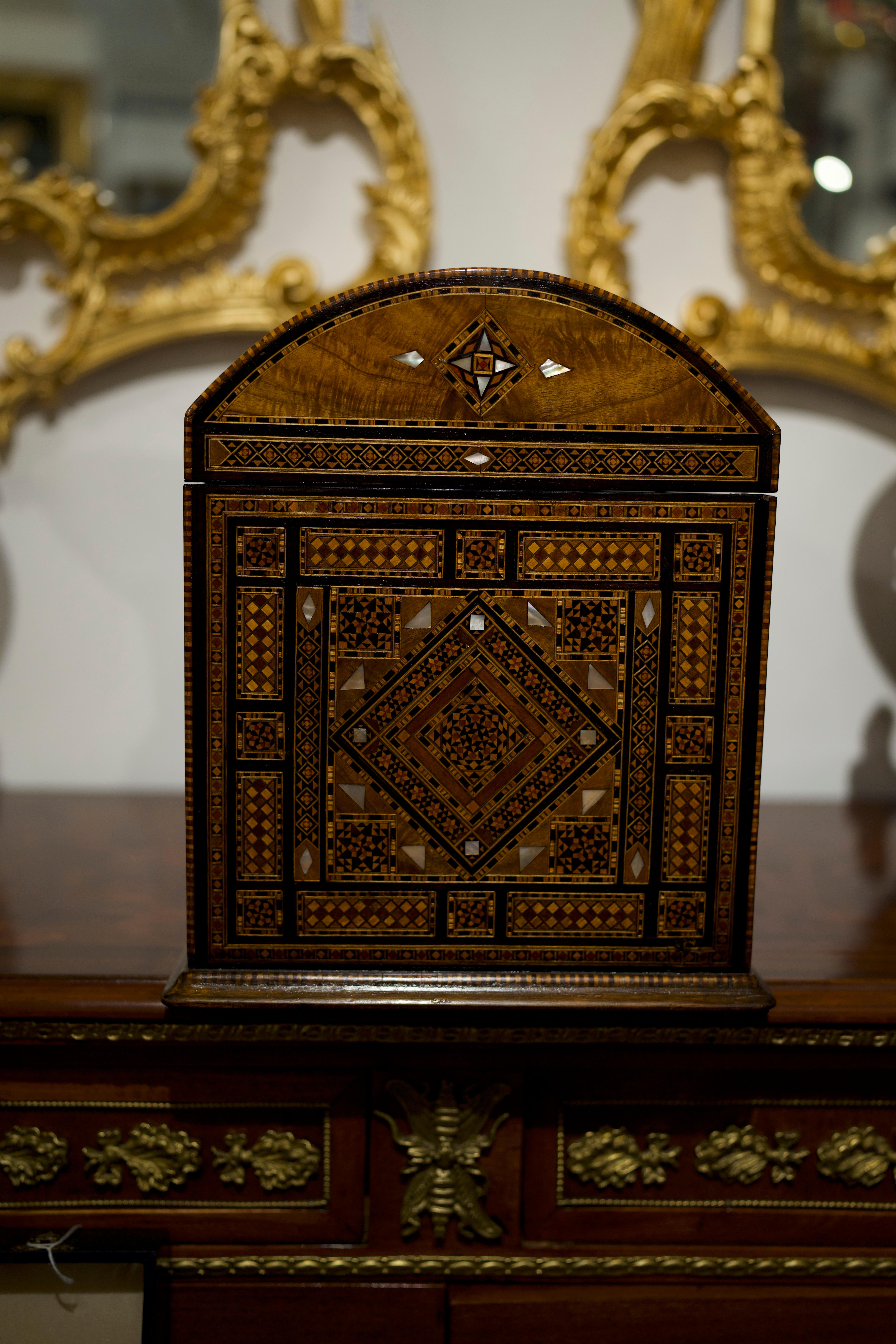 19th Century Large Syrian Decorative Jewellery Box For Sale 1