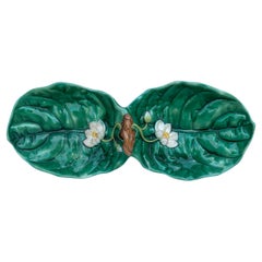 19th Century Large Victorian Majolica Pond Lilies Handled Serving Dish