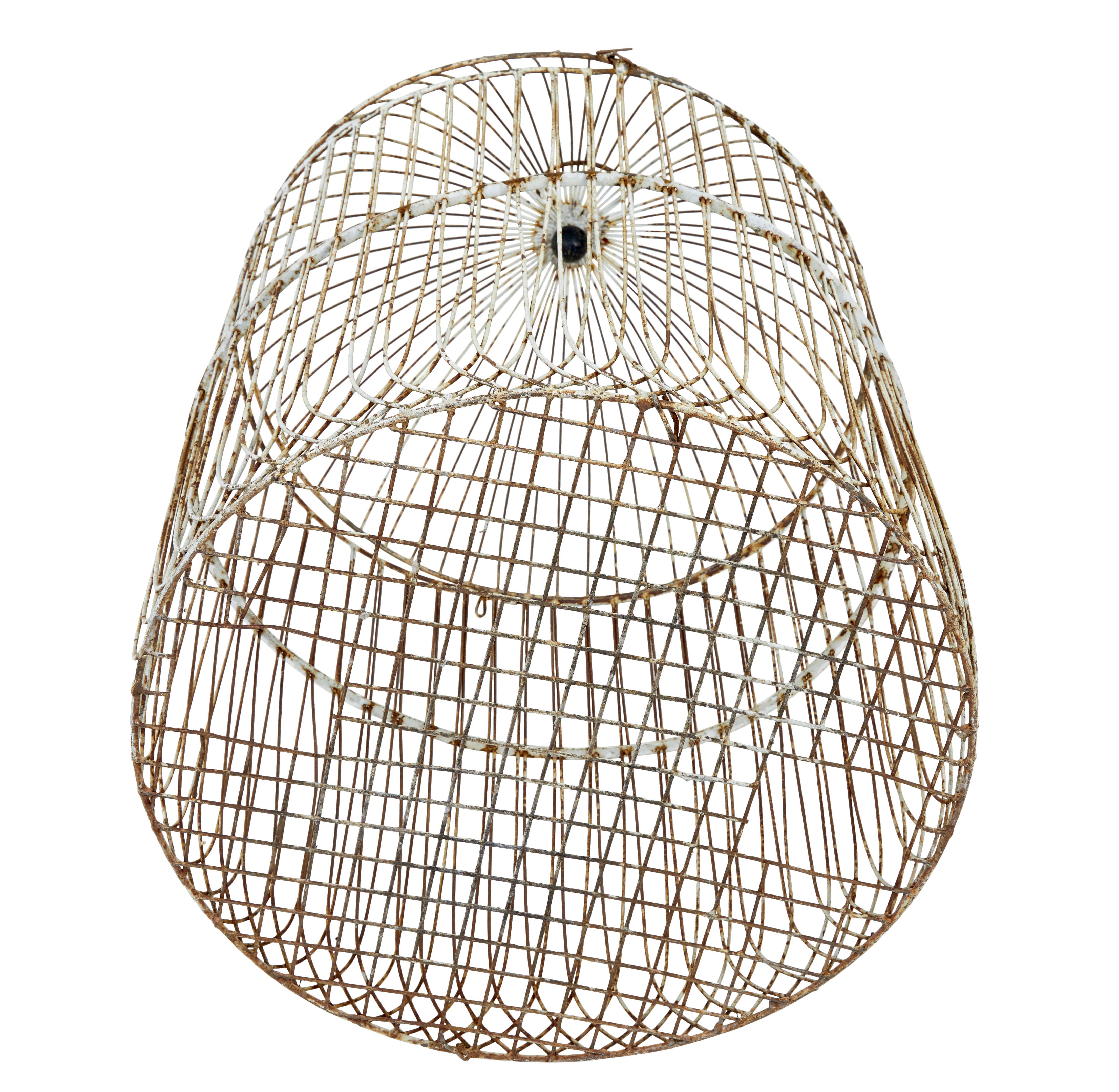 19th century large wire frame decorative bird cage In Good Condition For Sale In Debenham, Suffolk