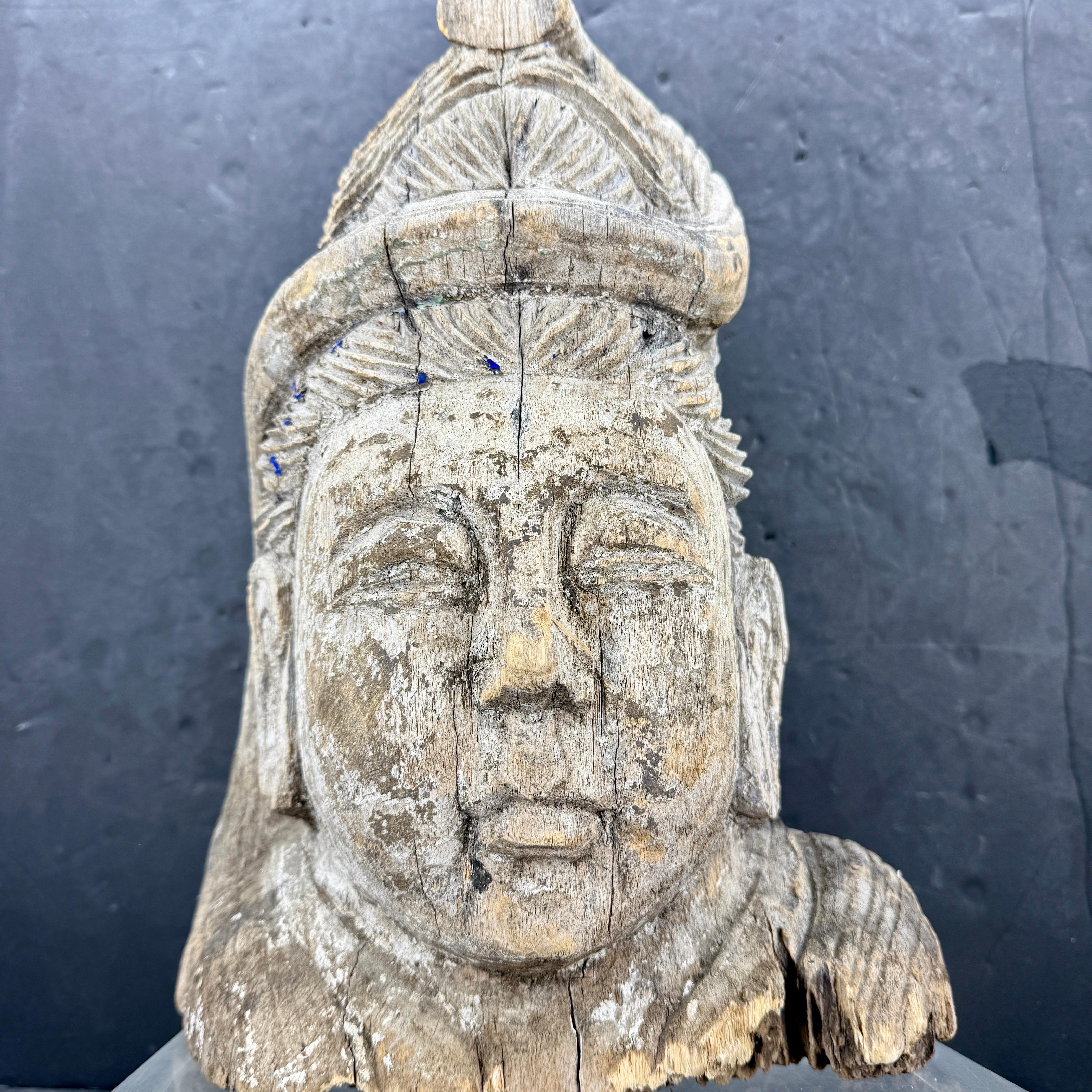 Gran escultura de madera del siglo XIX con cabeza de Buda en venta 6