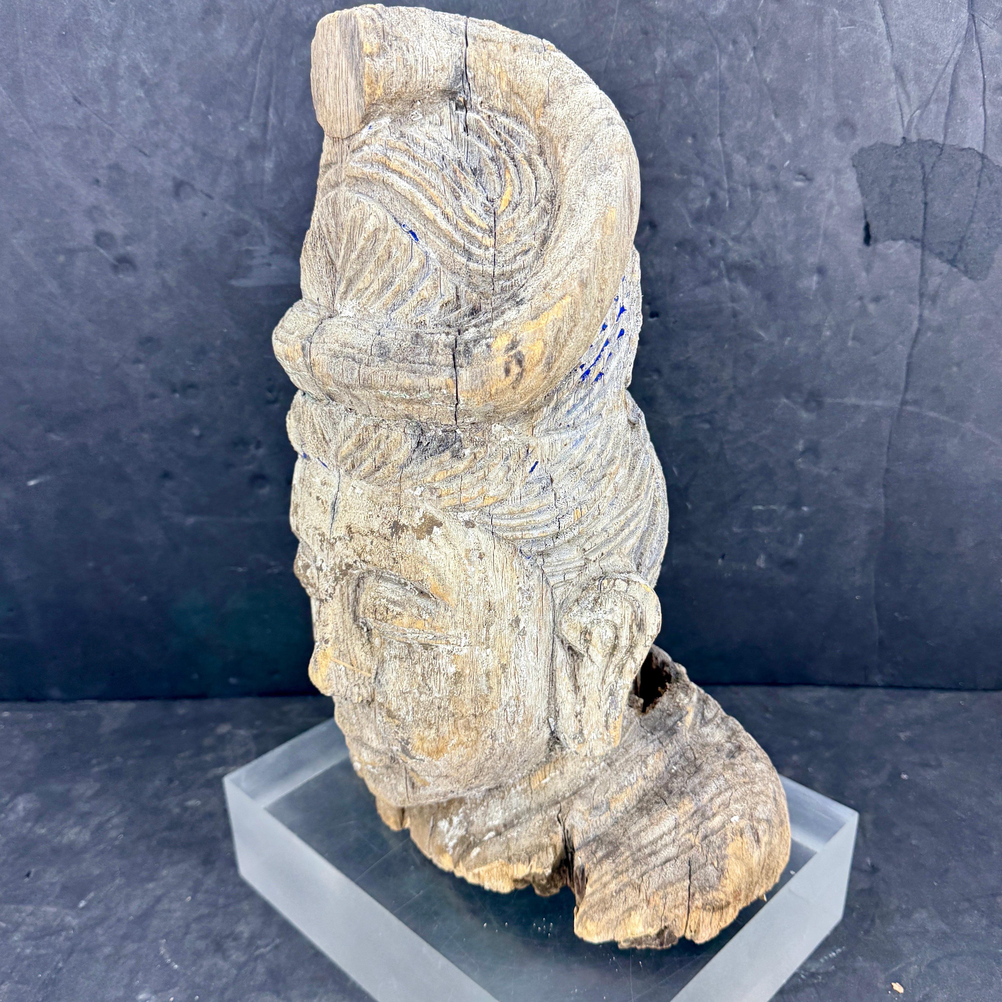 Gran escultura de madera del siglo XIX con cabeza de Buda Asiático en venta