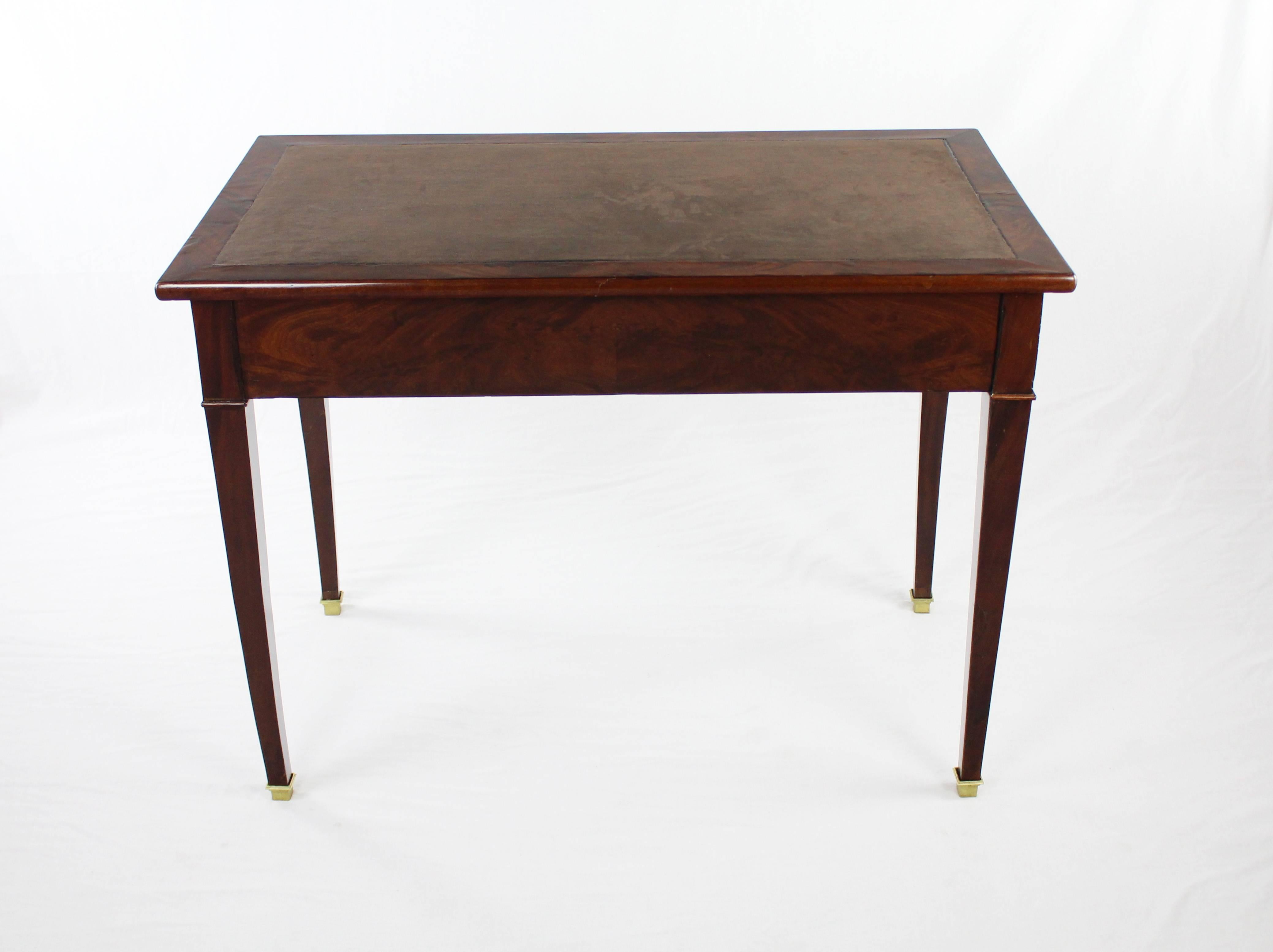 19th Century Late Biedermeier Period Writing Desk, Magogany on Oak, Red Brown In Good Condition In Muenster, NRW