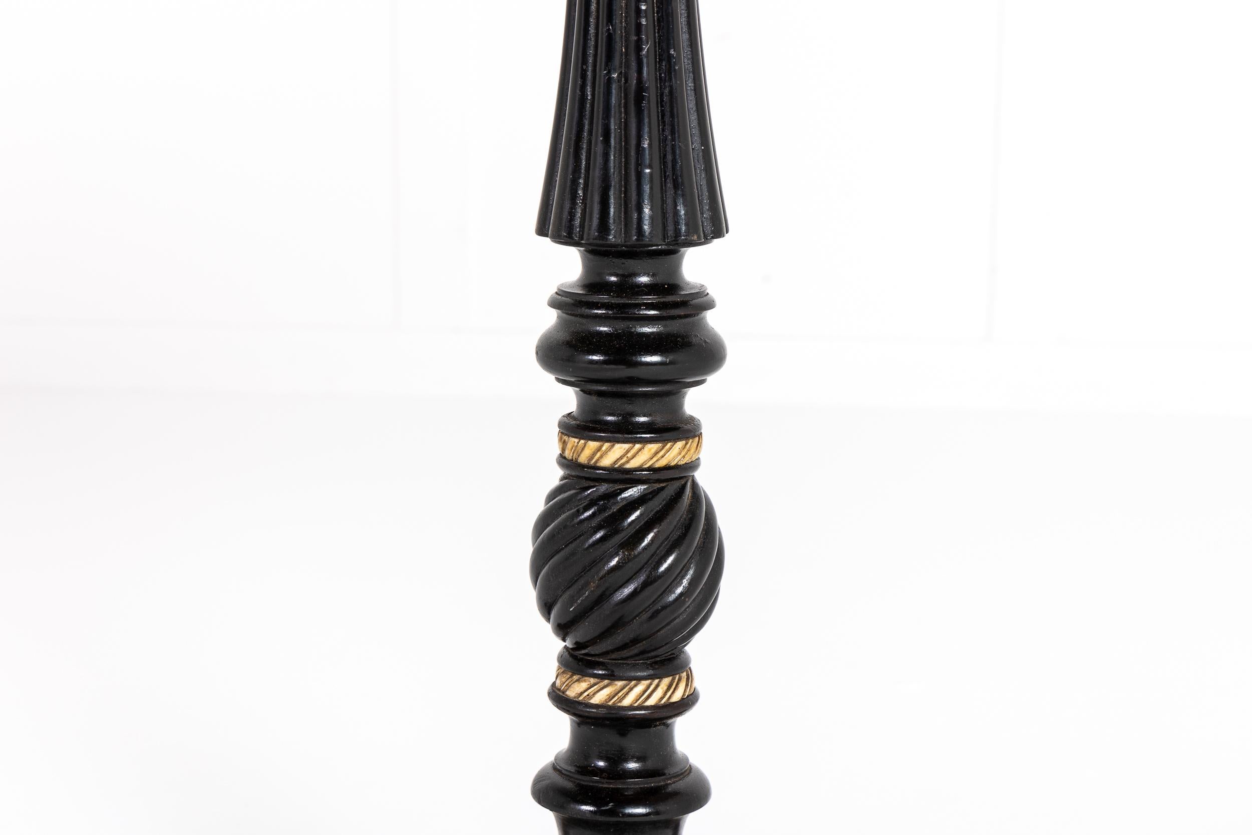 Ébénisé Table à jeux/échecs en plume d'oie, 19ème siècle, fin de la période Regency anglaise en vente