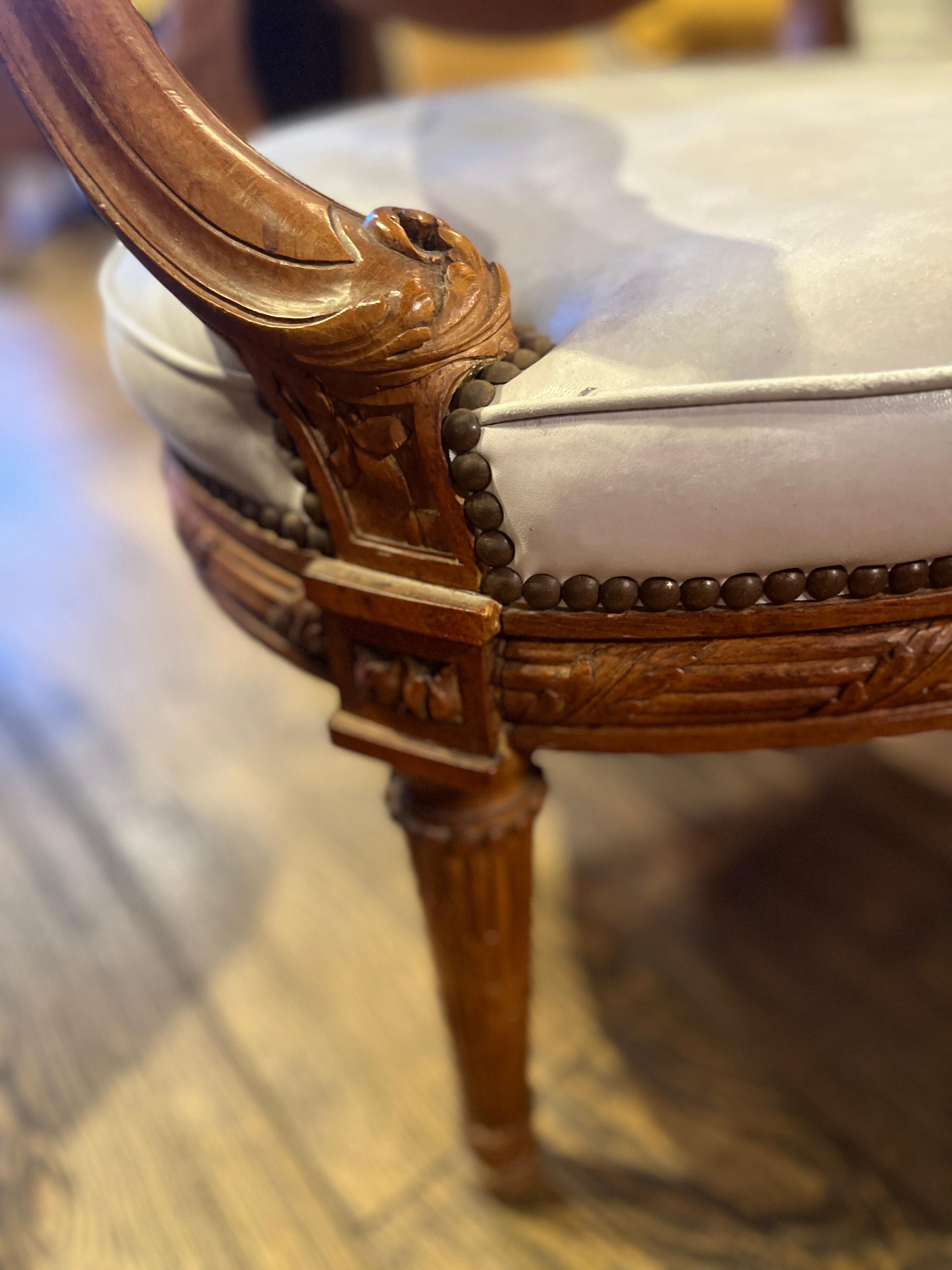 18th Century and Earlier 19th Century (late) Pair Louis XVI Style Walnut Fauteuils For Sale