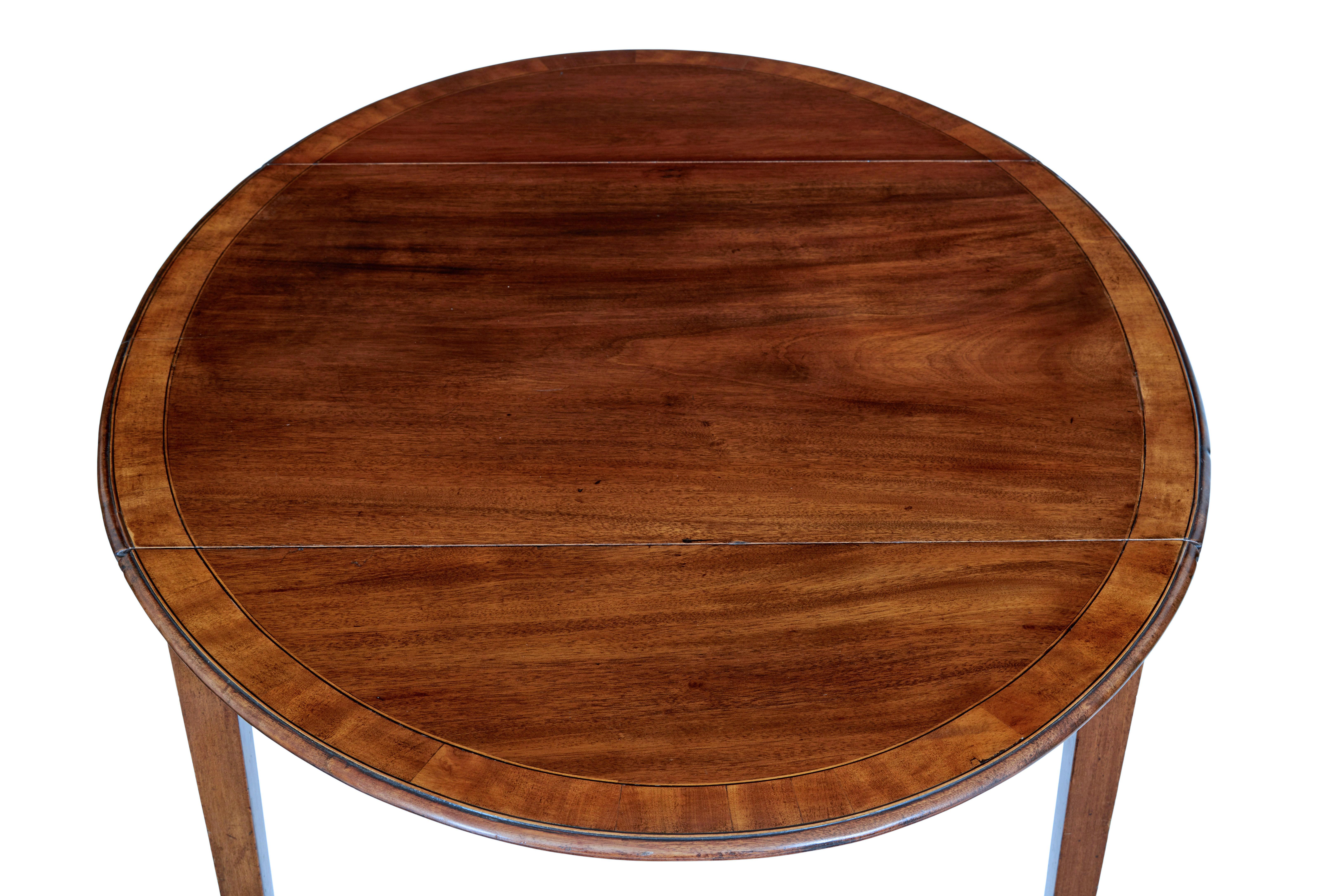 19th century late Regency cross banded side table In Good Condition For Sale In Debenham, Suffolk