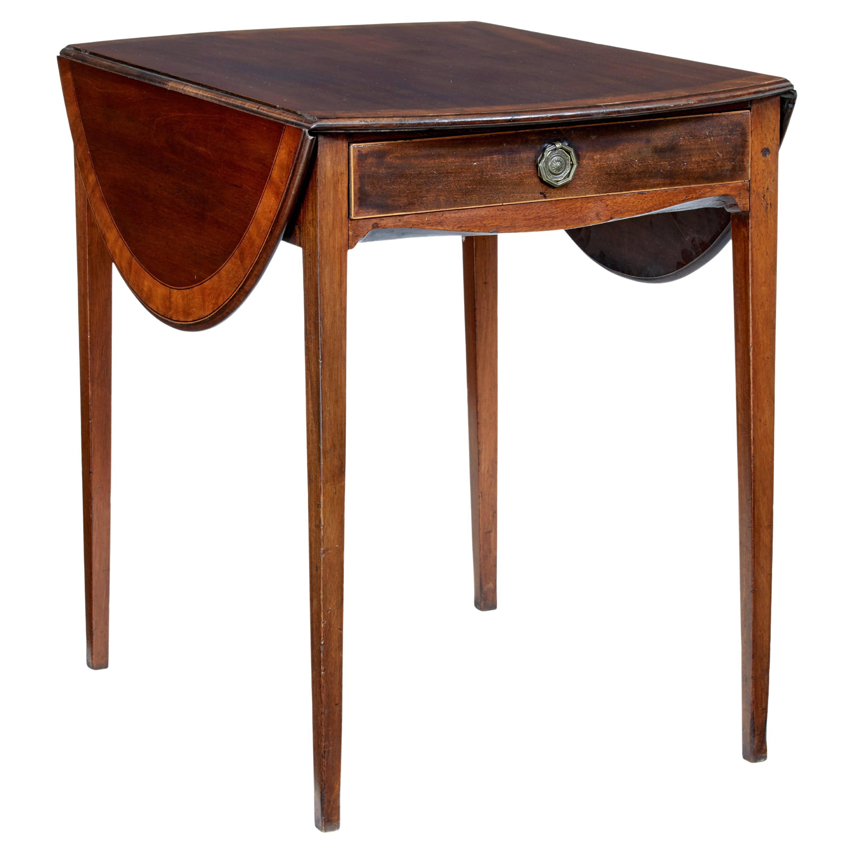 19th century late regency mahogany pembroke table For Sale