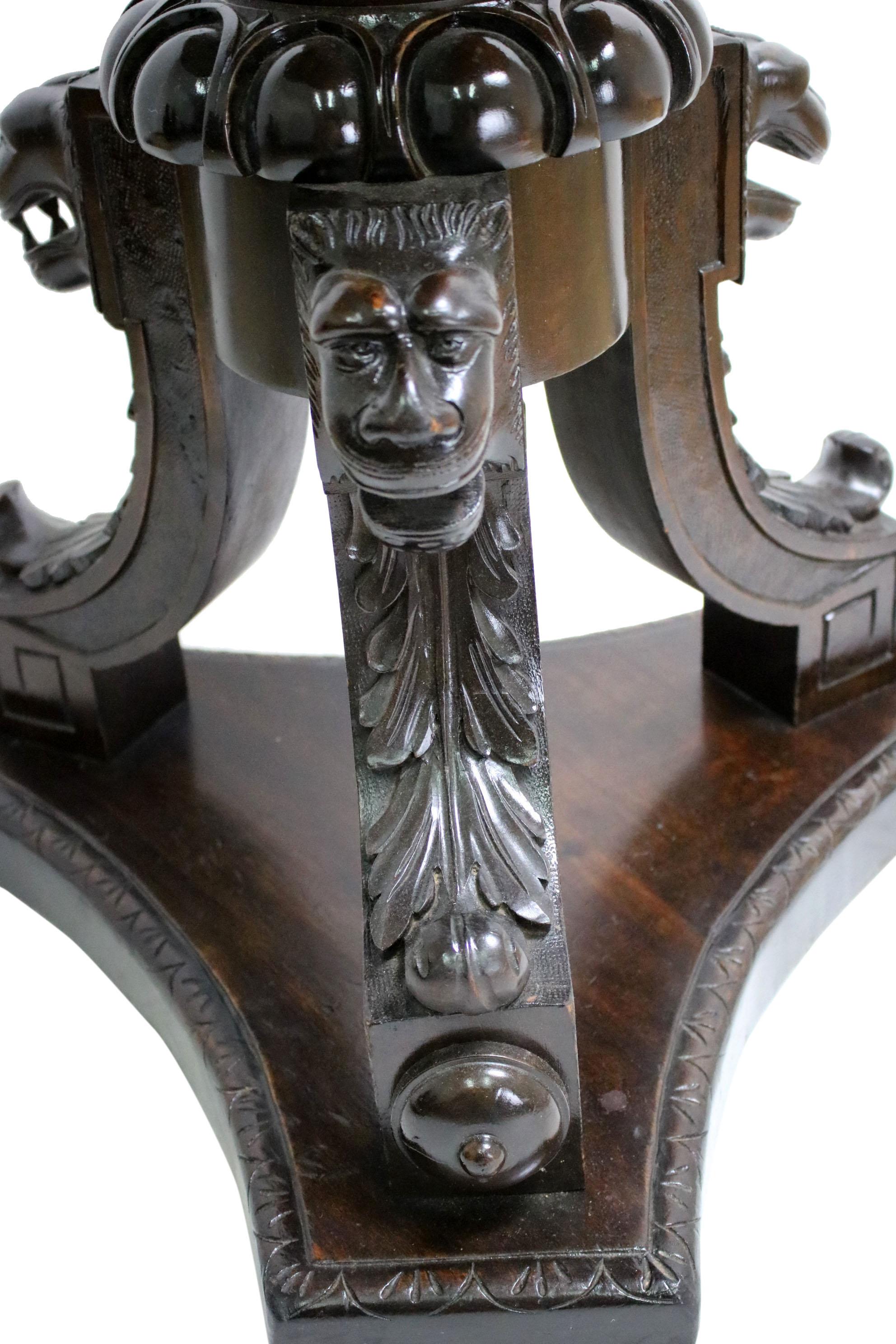 Autrichien Table basse de la fin de l'époque victorienne, 19e siècle en vente