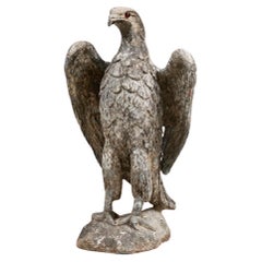 Statue d'aigle en plomb du 19ème siècle avec yeux en verre