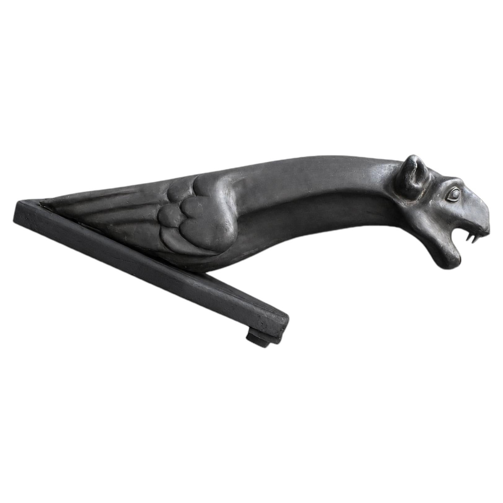 Fragmento arquitectónico de una gárgola de plomo del siglo XIX