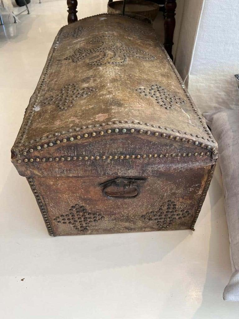 19th Century Leather Trunk with Fleur de Lis In Fair Condition For Sale In New Orleans, LA