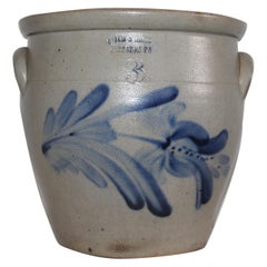 Vaso di coccio decorato blu cobalto Lewis Jones Pittston del XIX secolo