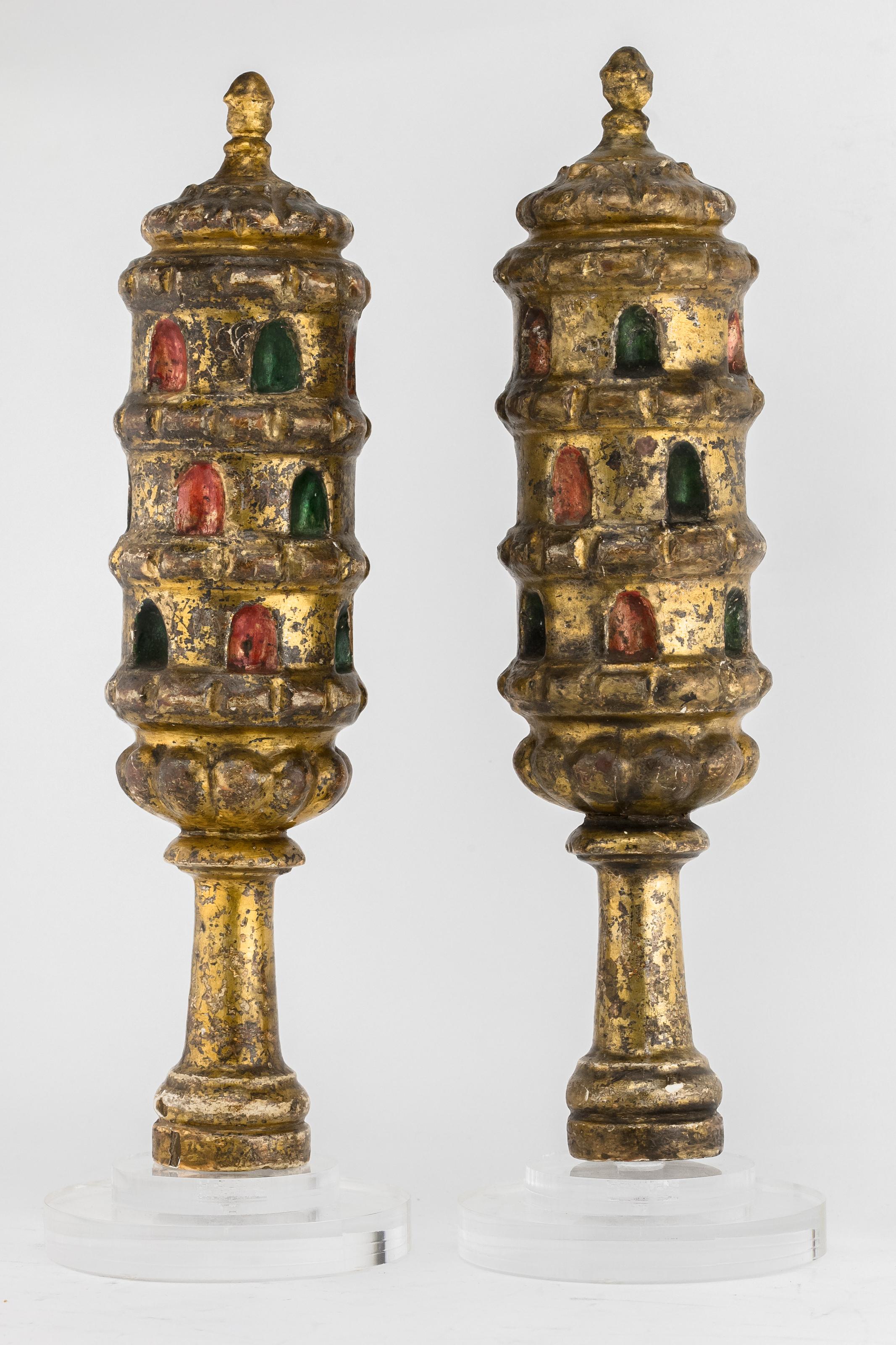 19th Century Libyan Wooden Torah Finials In Good Condition In New York, NY
