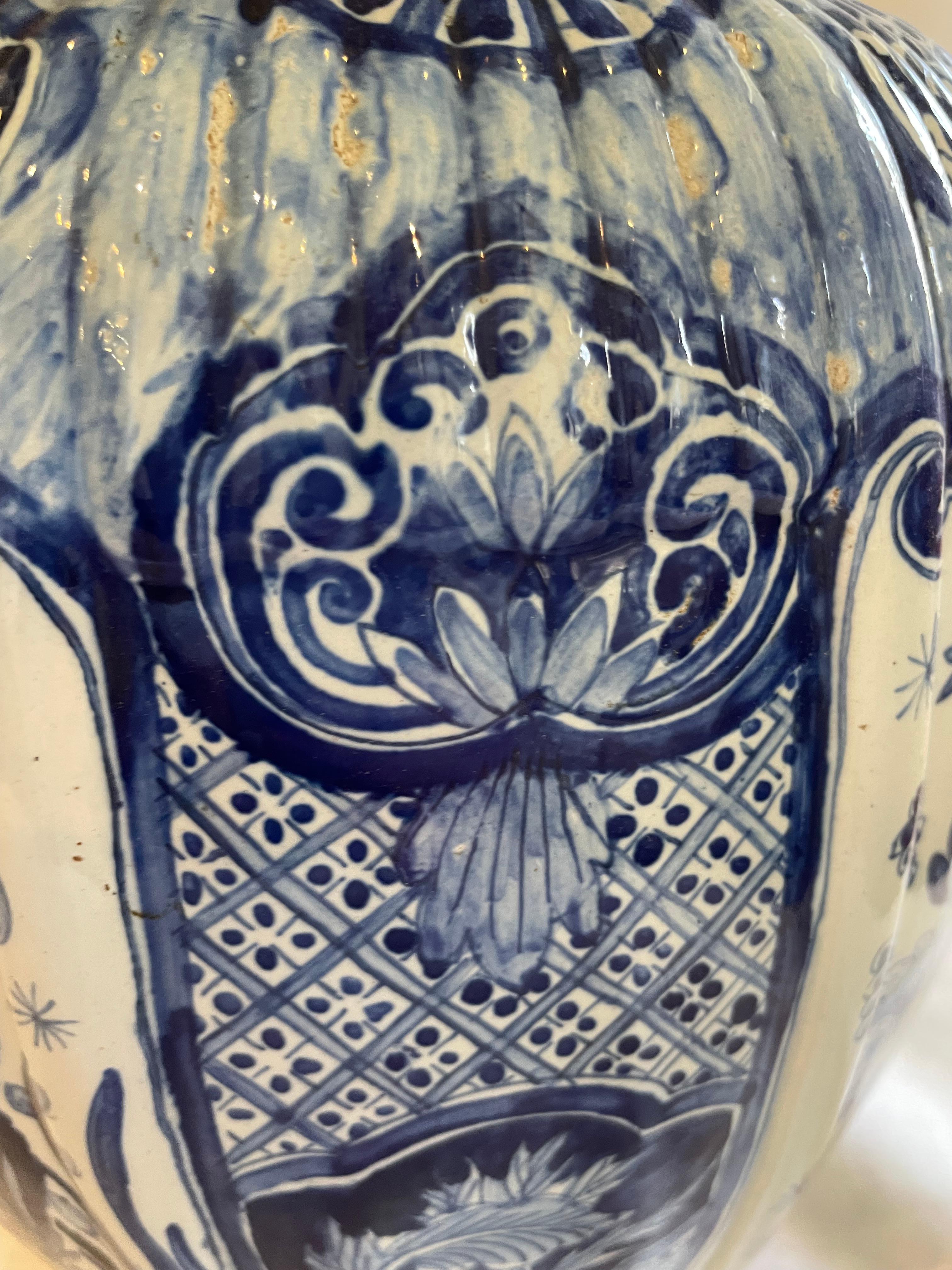 Barattoli con coperchio di Delft del XIX secolo - Set di 2 In condizioni discrete in vendita a Dallas, TX