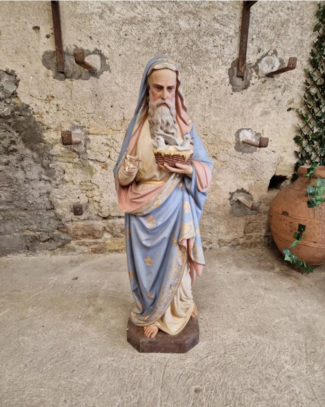 Intagliato a mano Statua religiosa a grandezza naturale di San Joaquin del XIX secolo in vendita