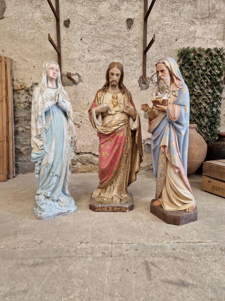 Religiöse Statue Jesus Heiliges Herz in Lebensgröße aus dem 19. Jahrhundert  im Angebot bei 1stDibs