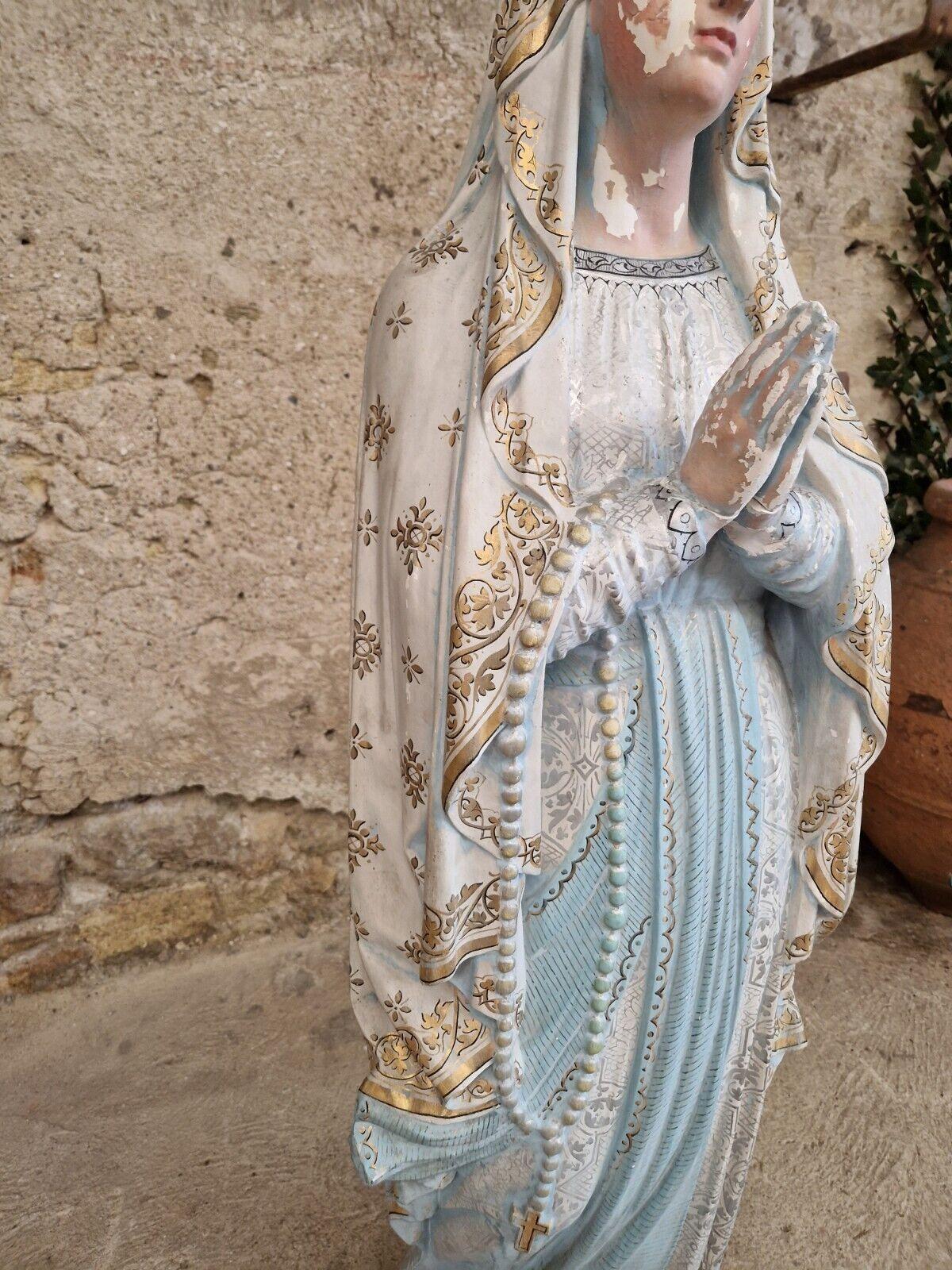Statue religieuse grandeur nature du 19e siècle Marie de Lourdes  en vente 1