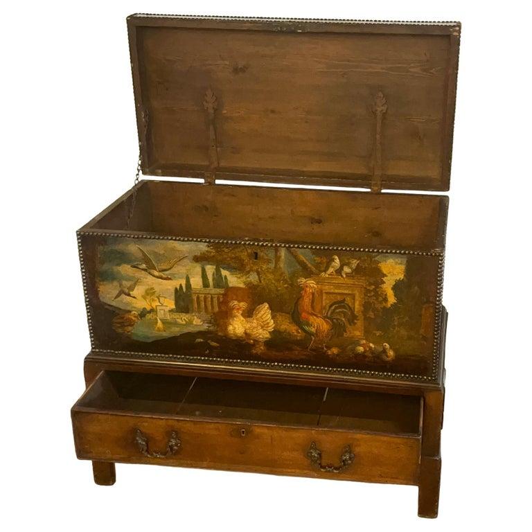 Tavolo con piano sollevabile dei primi anni del XIX secolo con base di Giorgio II e cassetto nel grembiule, piano e lati con decorazione dipinta a mano raffigurante rari volatili. Provenienza: Fornito da Parish - Hadley per Henryk e Barbara de