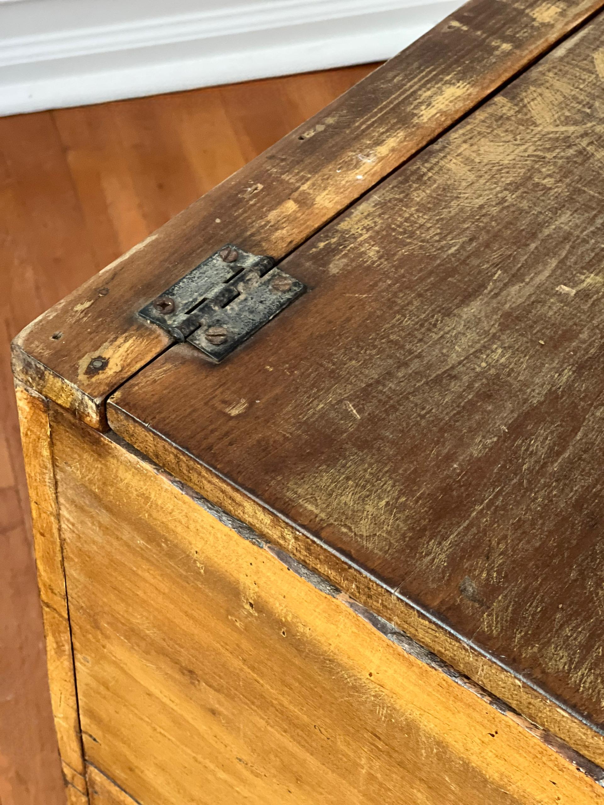 Granero o leñero de nogal elevable del siglo XIX en venta 5