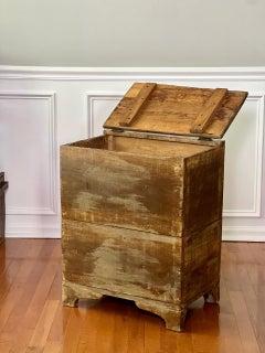 19th Century Lift-Top Walnut Grain Bin or Log Box