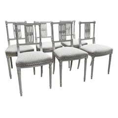 Set di sei piccole sedie scandinave antiche in legno di pino del XIX secolo