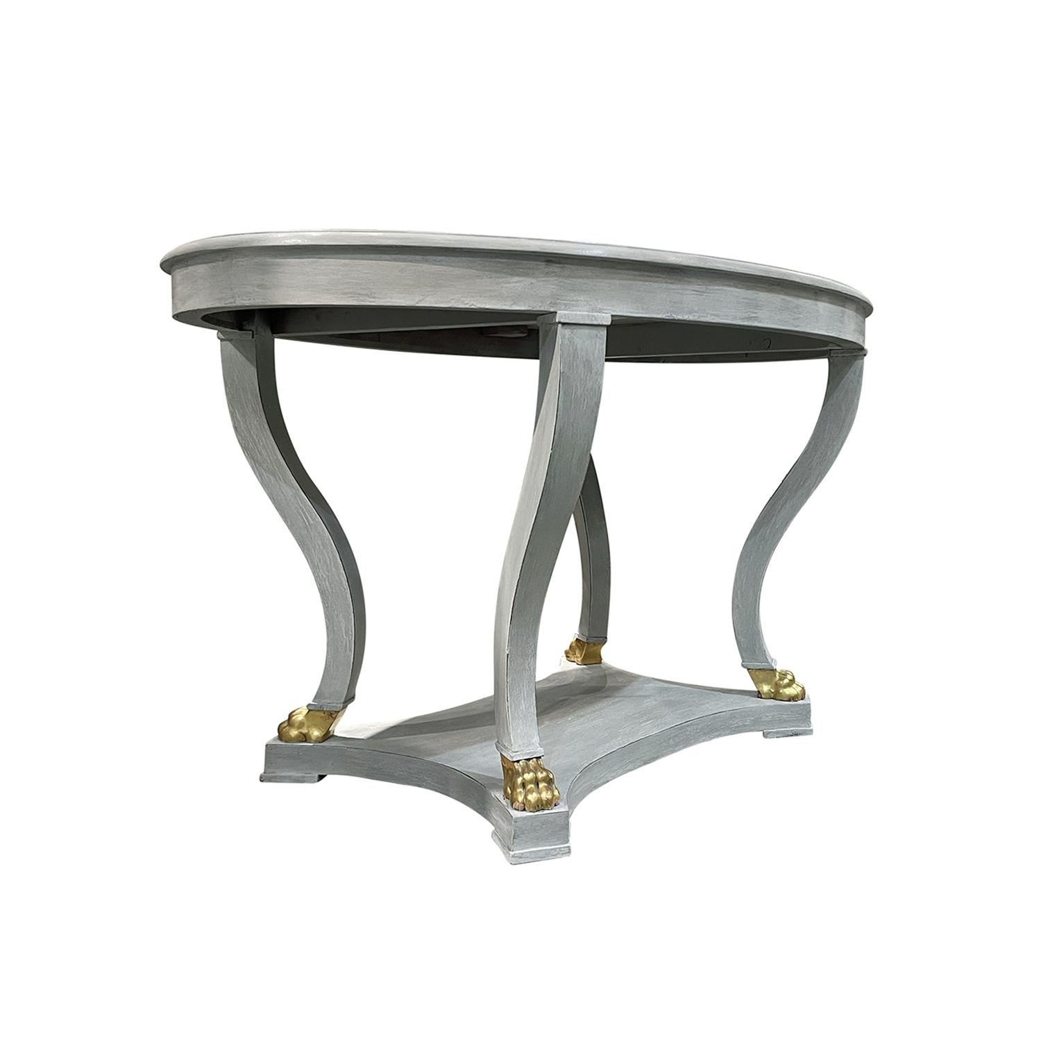 Table de salle à manger gustavienne ovale suédoise du 19ème siècle, gris clair Bon état - En vente à West Palm Beach, FL