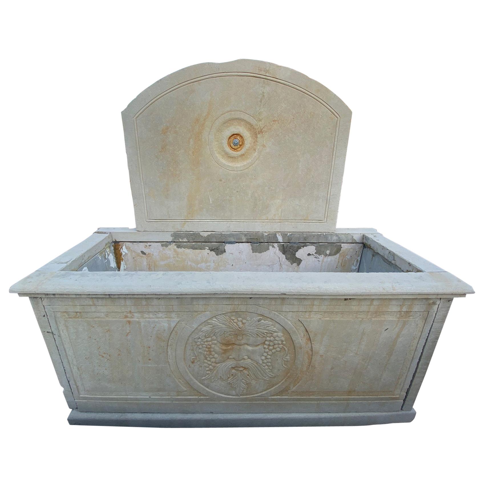 19th Century Limestone Fountain from Italy For Sale