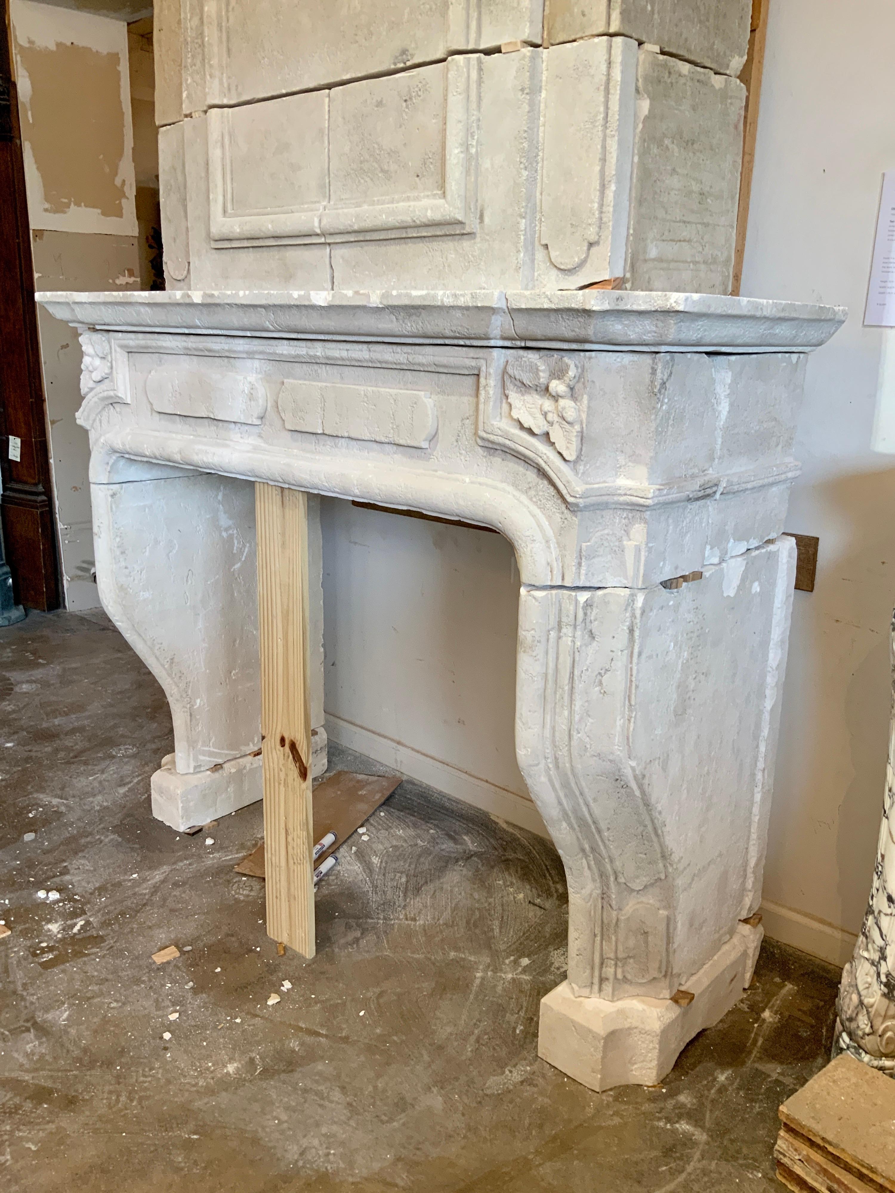 19th Century Limestone Mantel from France In Good Condition In Dallas, TX