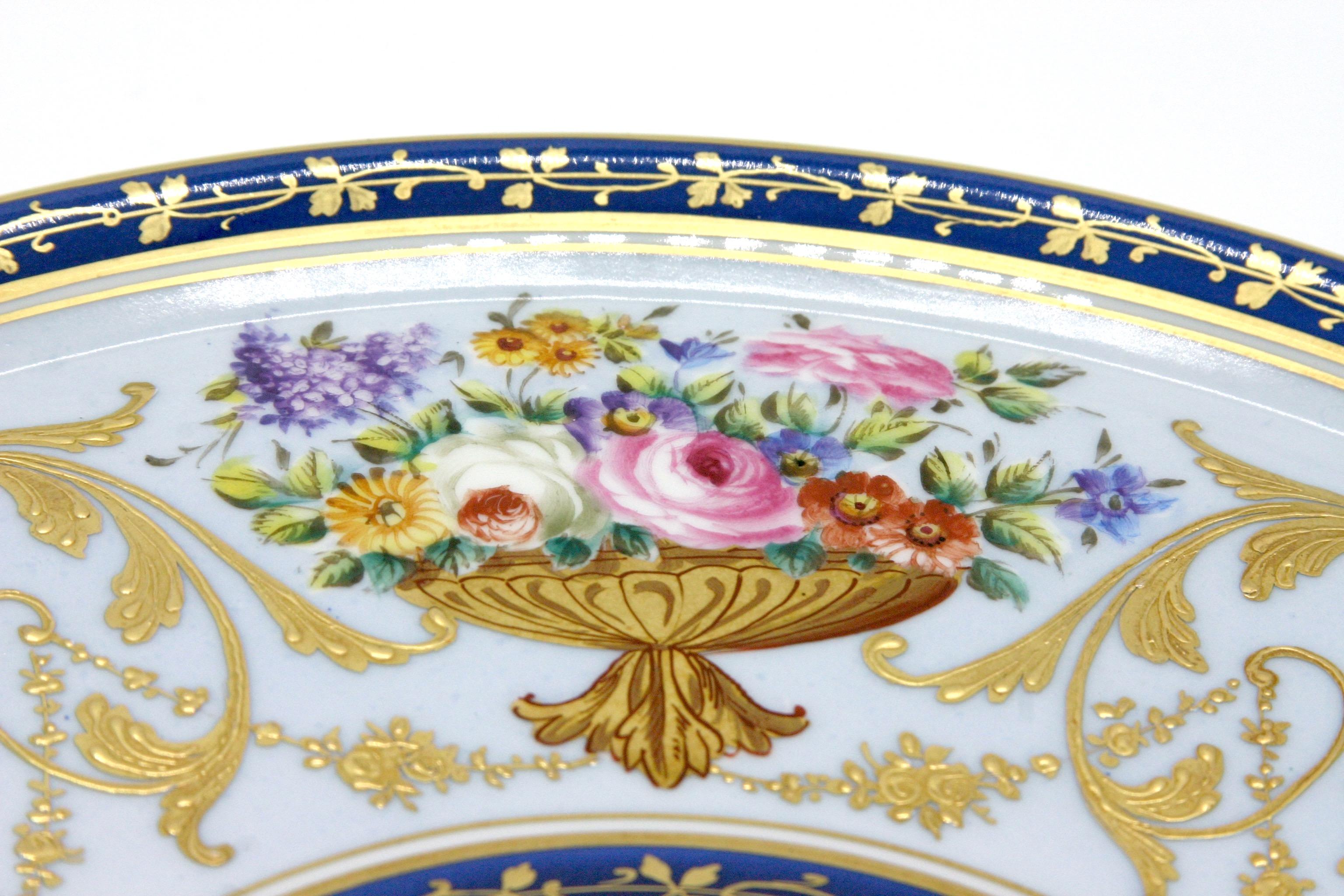 Vergoldetes Limoges-Porzellankrug-Set aus dem 19. Jahrhundert im Angebot 10