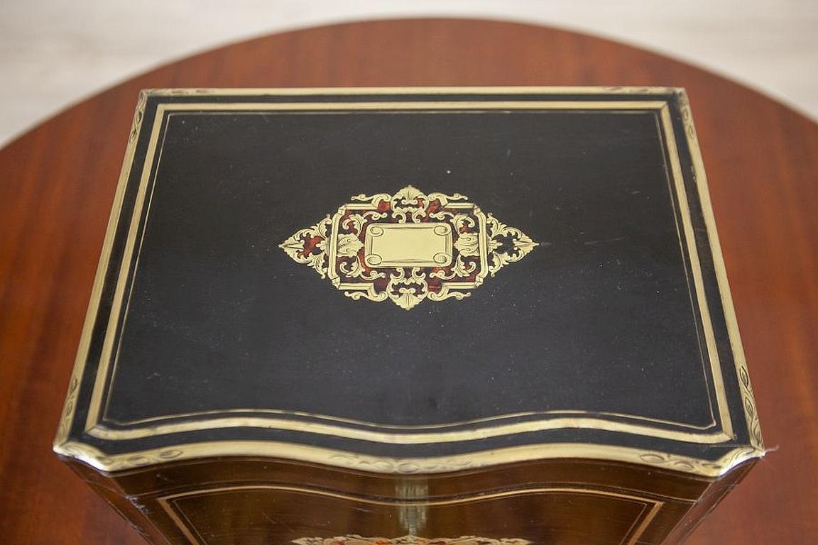 19th-Century Black Rosewood Liquor Case in the Style of Napoleon III For Sale 9