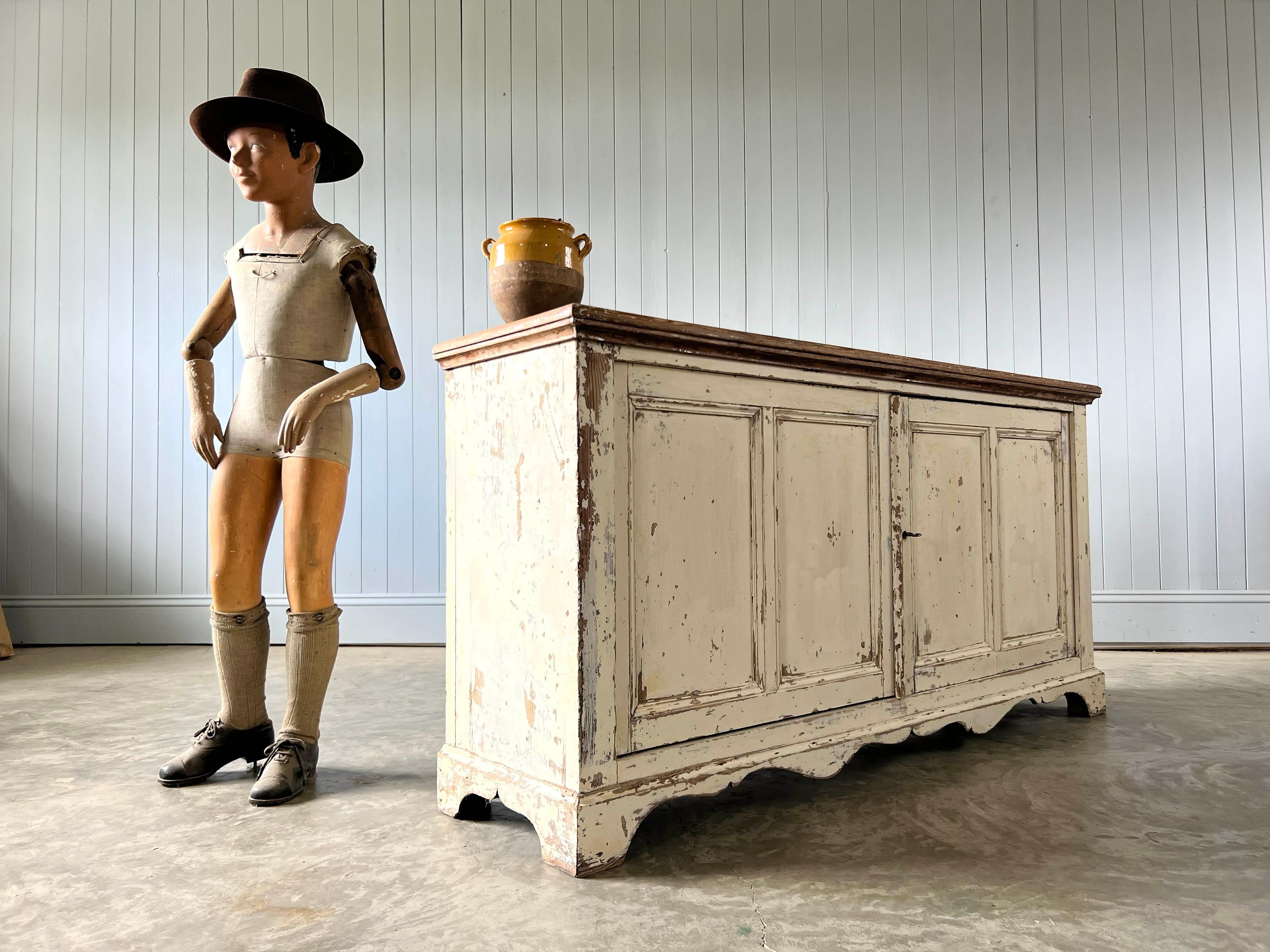 19th Century Little French Cream Sideboard For Sale 2
