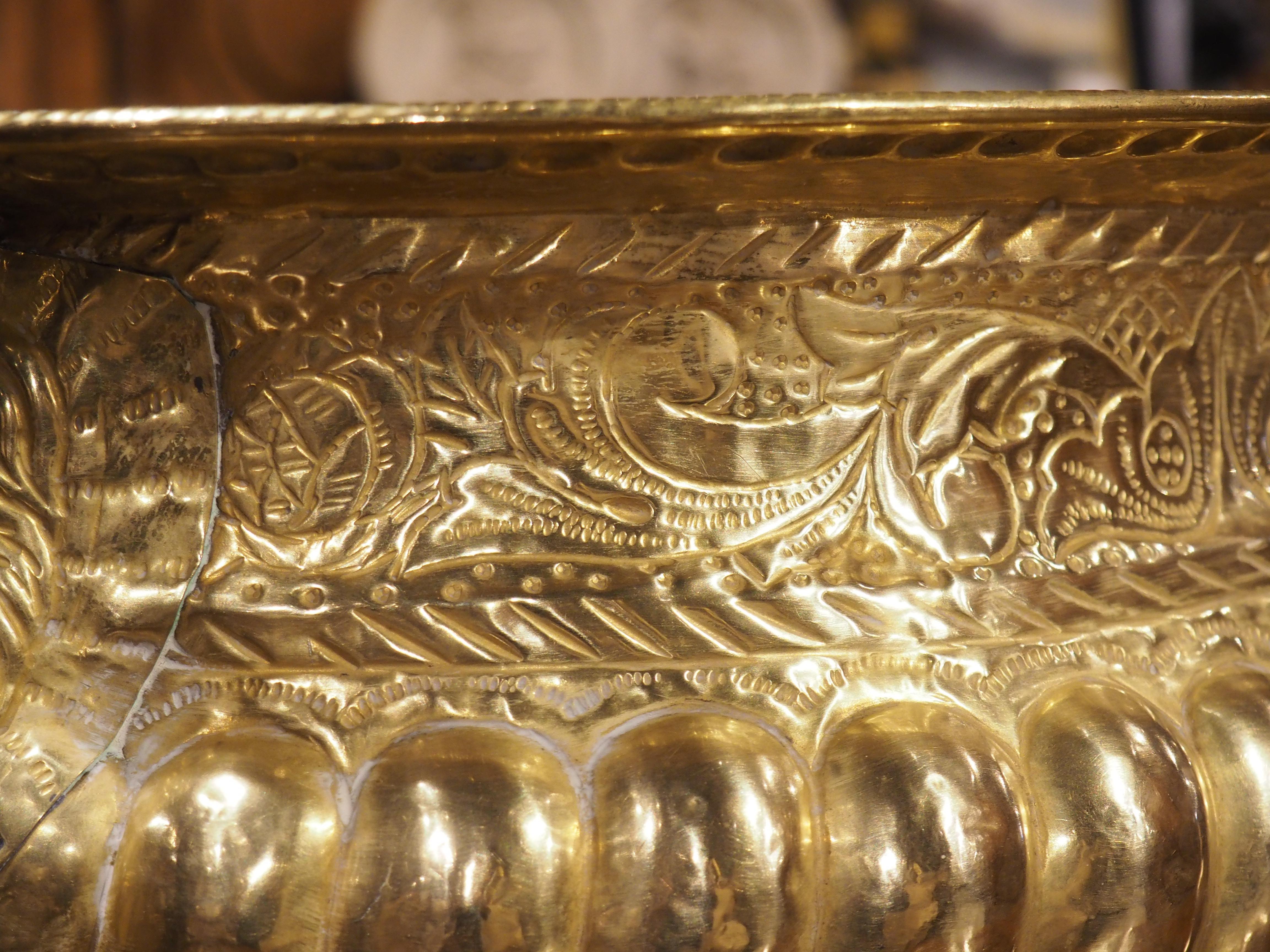19th Century Lobed French Brass Jardiniere with Lions and Paw Feet 4