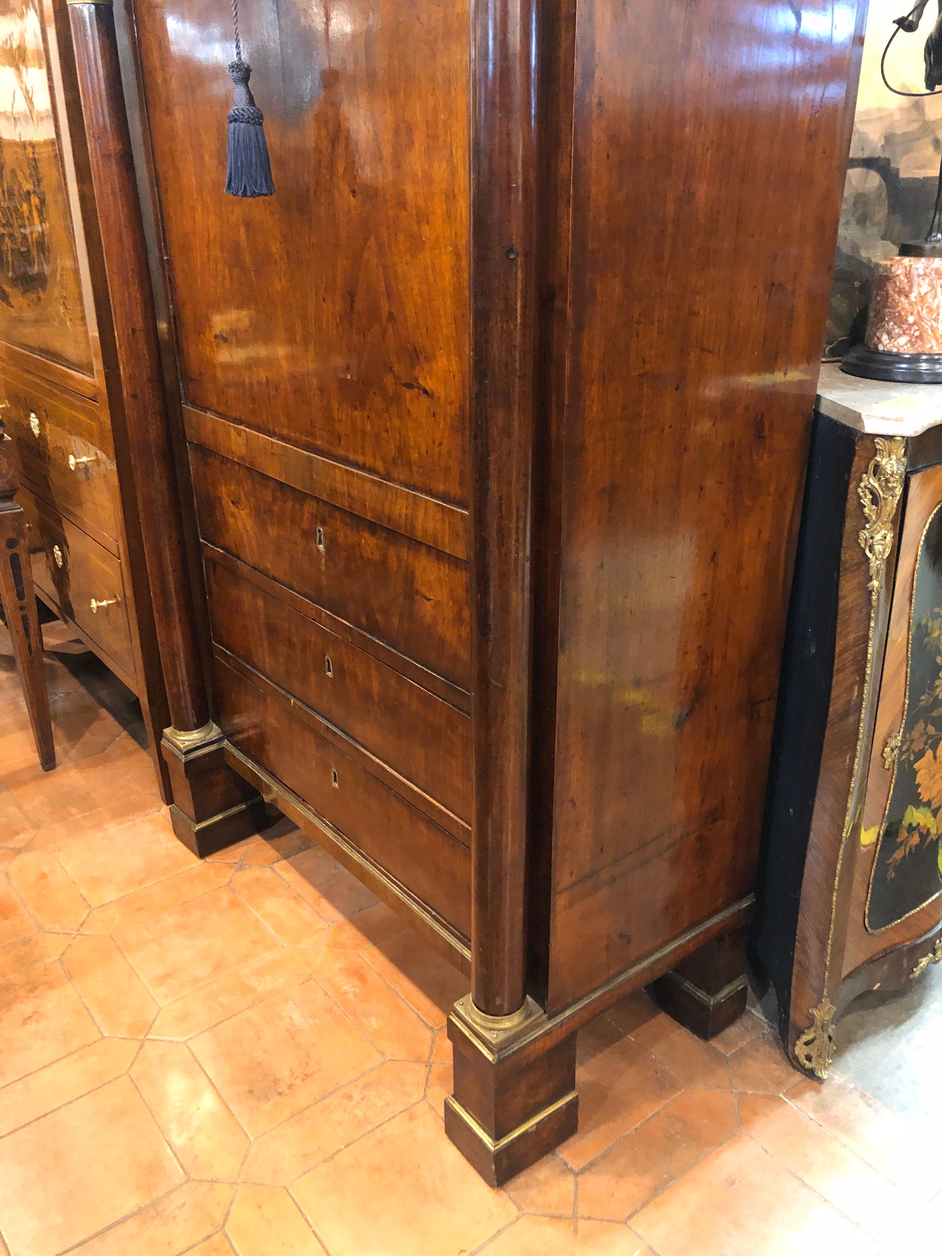 19th Century Lombard Italian Empire Wood Walnut Secretaire with Marble, 1810 In Good Condition In Roma, RM