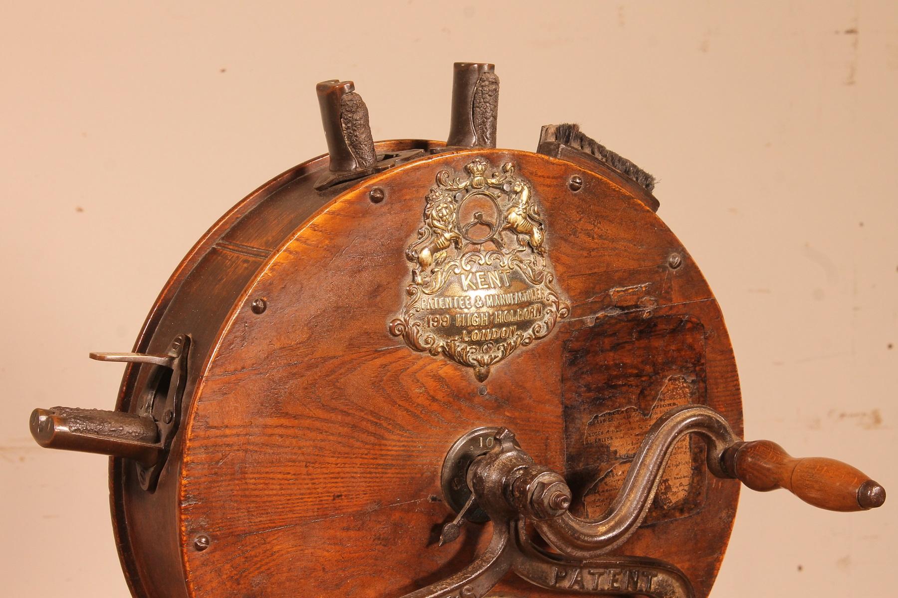 19th Century London Knife Sharpener and Cleaner For Sale at 1stDibs