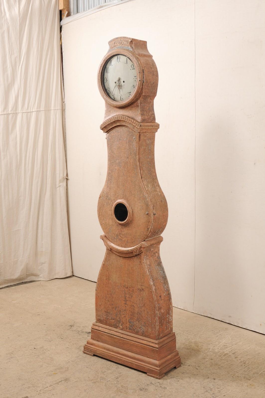 Sculpté à la main Horloge grand-père du XIXe siècle, Suède en vente