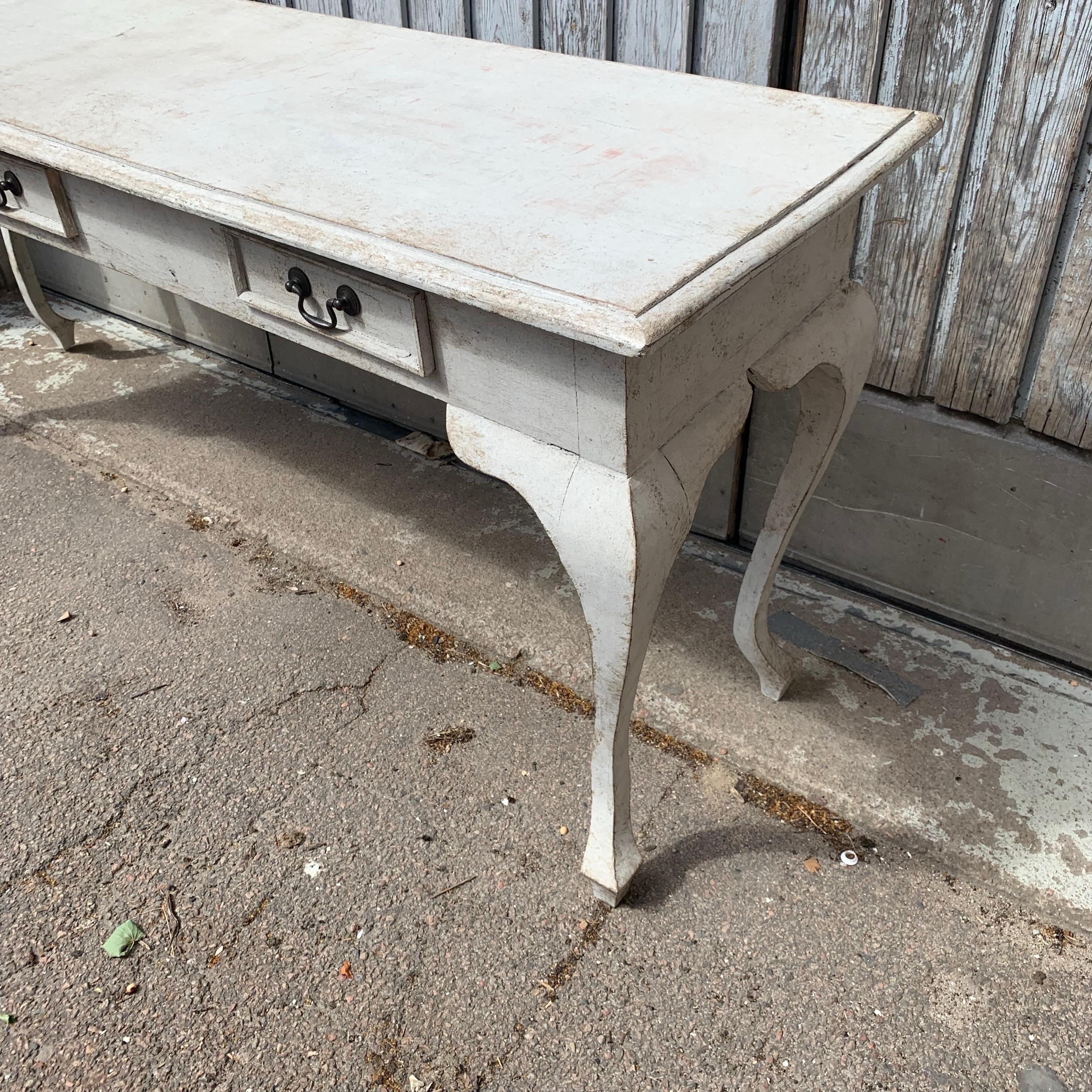 19th Century Long Gustavian Style Painted Console Hall Table For Sale 4